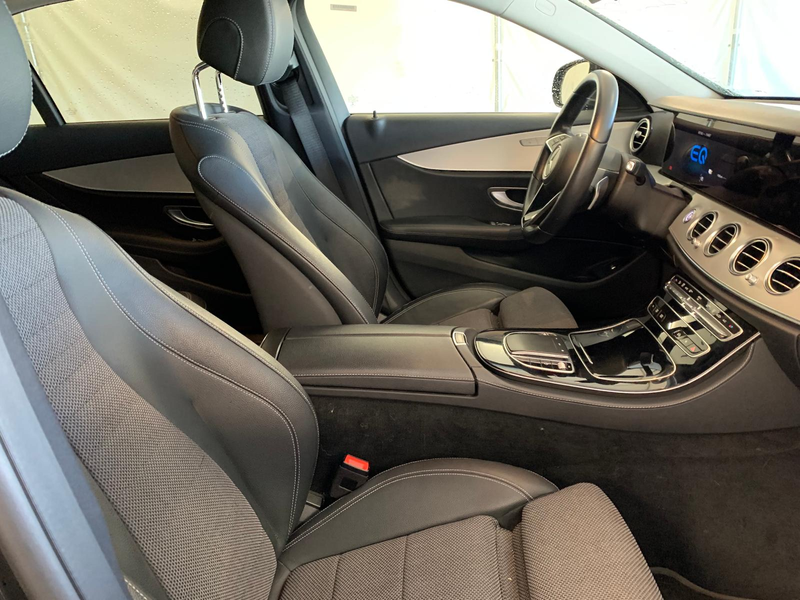 Mercedes-Benz E 300 e Avantgarde Burmester Kamera Widescreen — photo 4