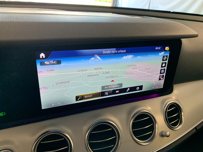 Mercedes-Benz E 300 e Avantgarde Burmester Kamera Widescreen — photo 13