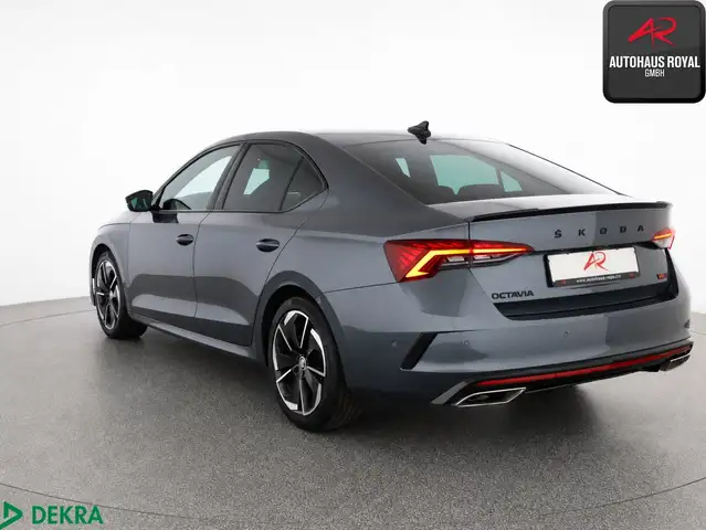 Skoda Octavia view 3