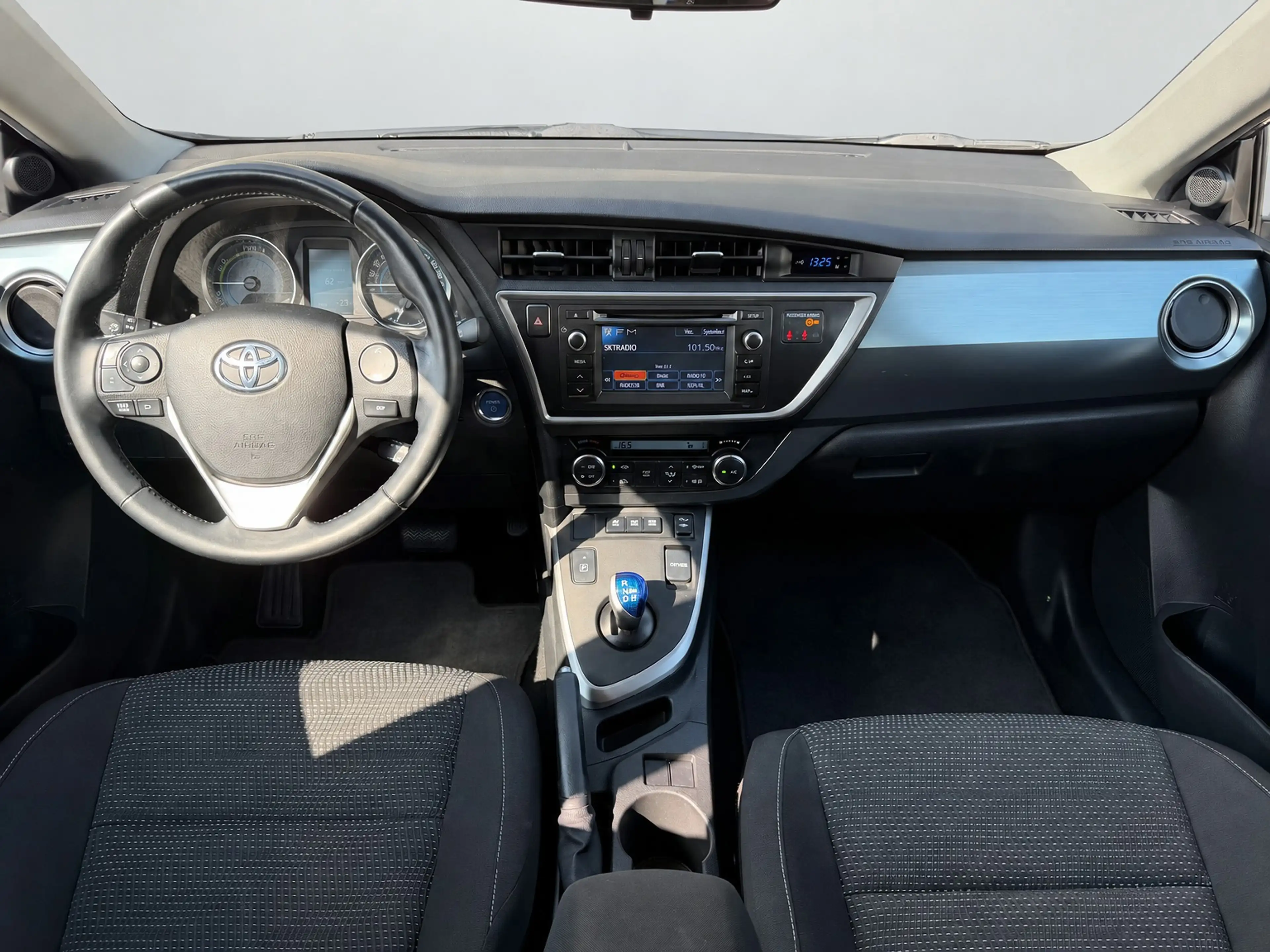 Toyota Auris Touring Sports 1.8 Hybrid Aspiration|Navigatie|Cru — photo 3