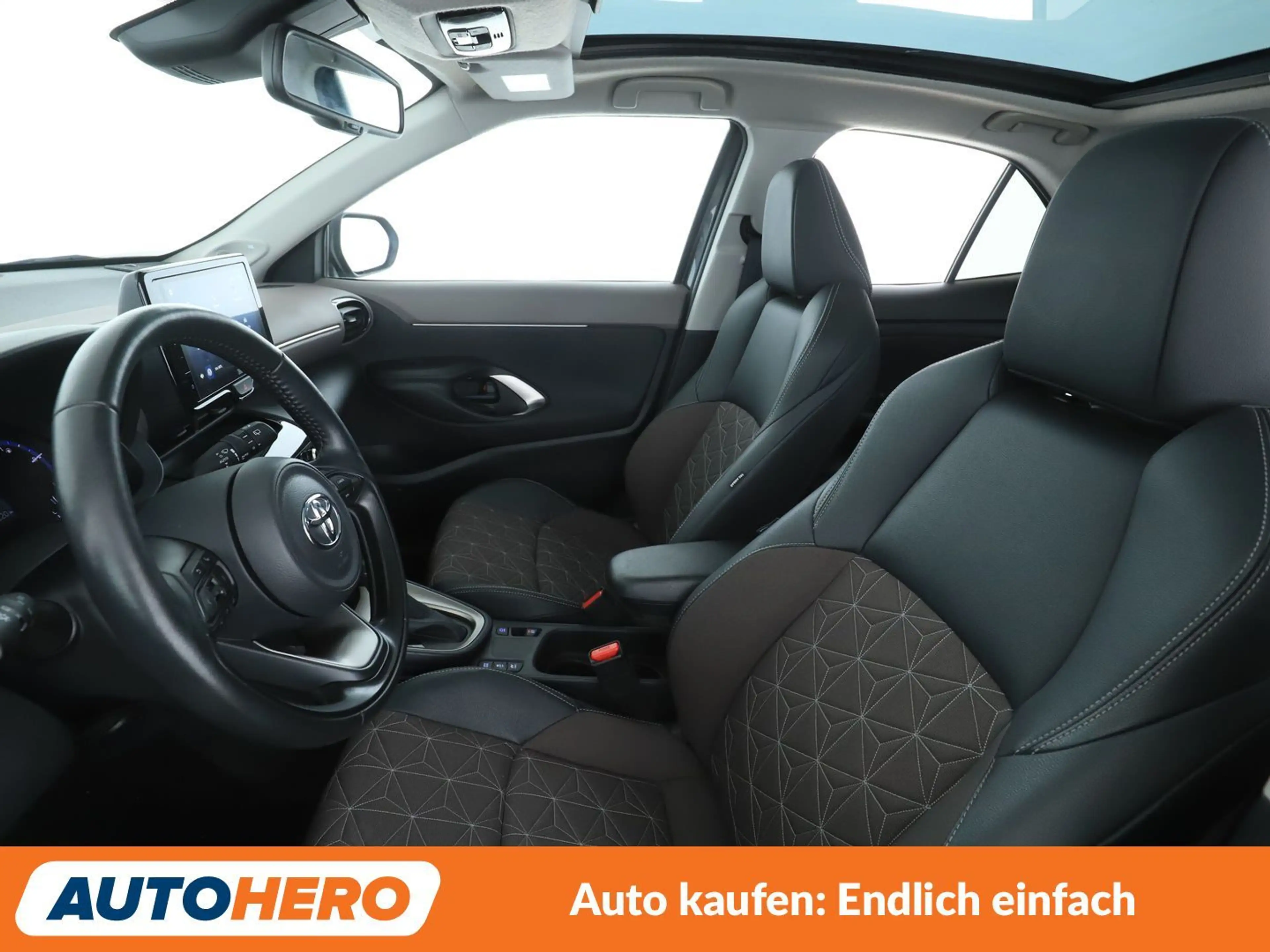 Toyota Yaris Cross 1.5 Hybrid 2WD Aut*NAVI*LED*ACC*CAM*PDC*SHZ* — photo 10