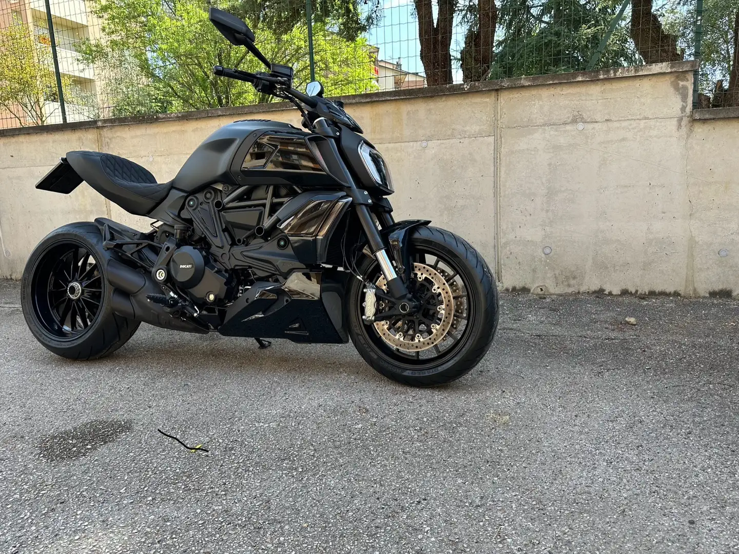 Ducati Diavel Nero - 1