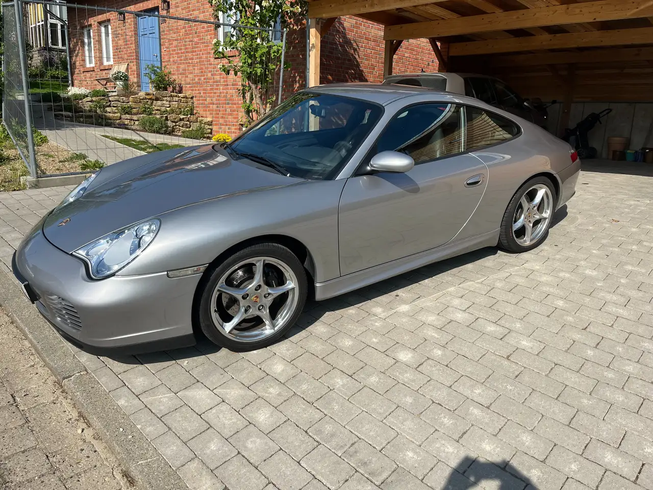 Porsche 996