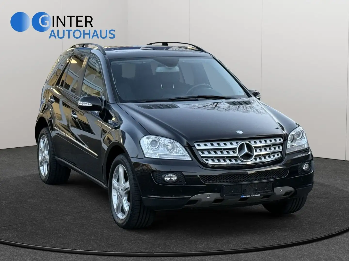 Mercedes-Benz ML 320 CDI*Sport-Paket*Off-Road-Pro*aus 2.Hand* Schwarz - 2