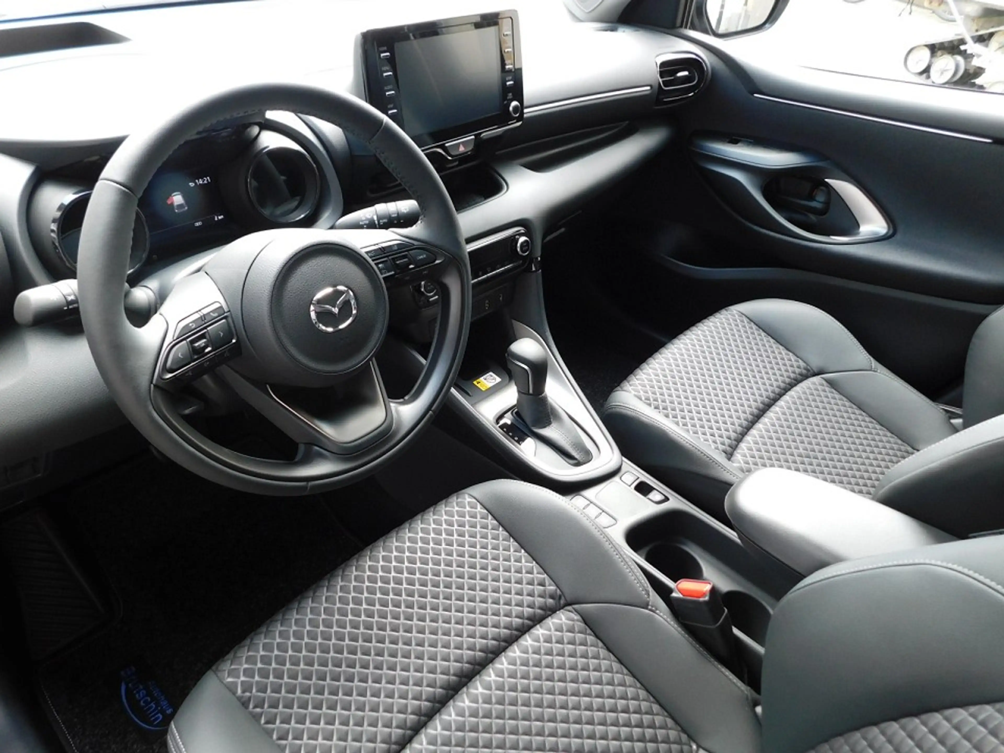 Mazda 2 Hybrid 1.5L VVT-i Select  LED/PDC/DRCC/SHZ/Kamera/ — photo 9