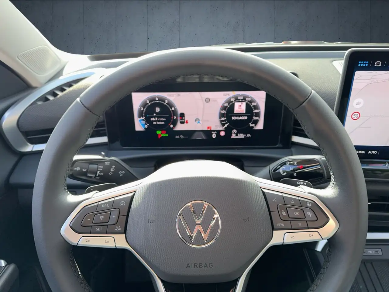 Volkswagen T-Roc T-ROC Style 1.5 TSI DSG AHK/Nav/Kam/ACC/LED+/App 10