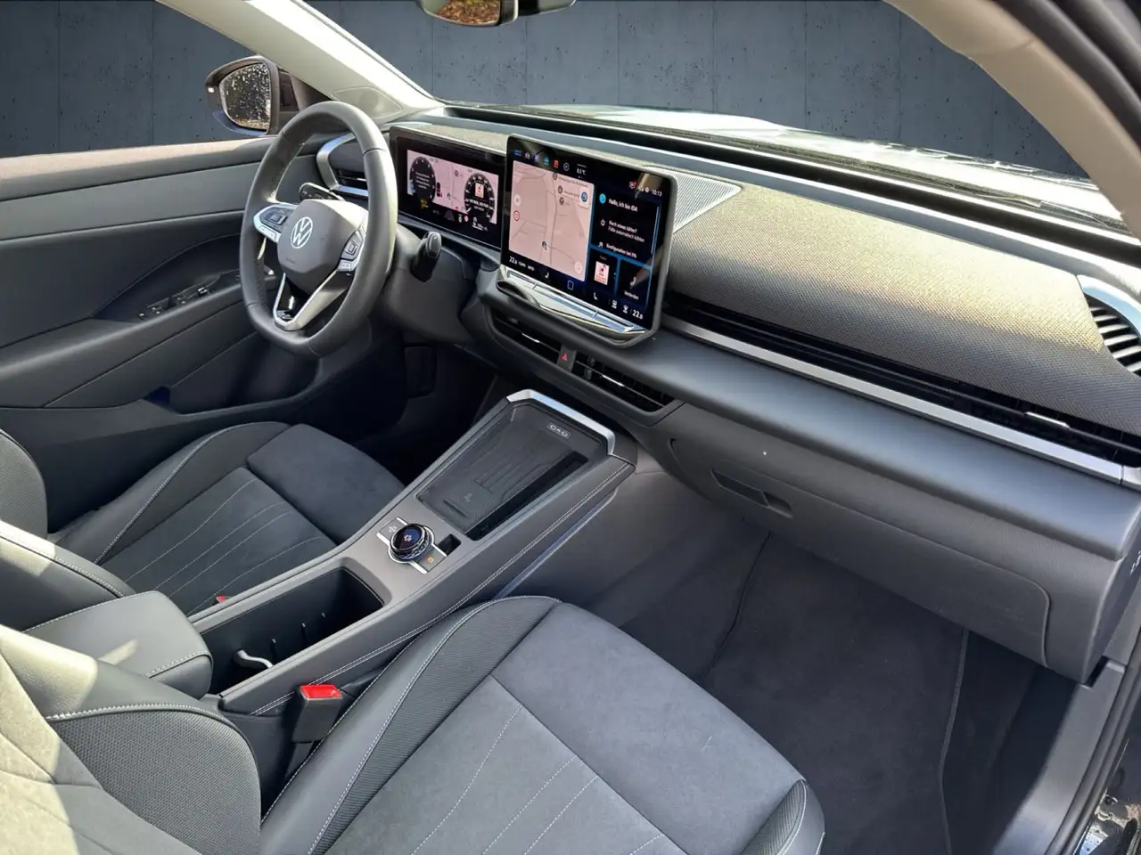 Volkswagen T-Roc T-ROC Style 1.5 TSI DSG AHK/Nav/Kam/ACC/LED+/App 14