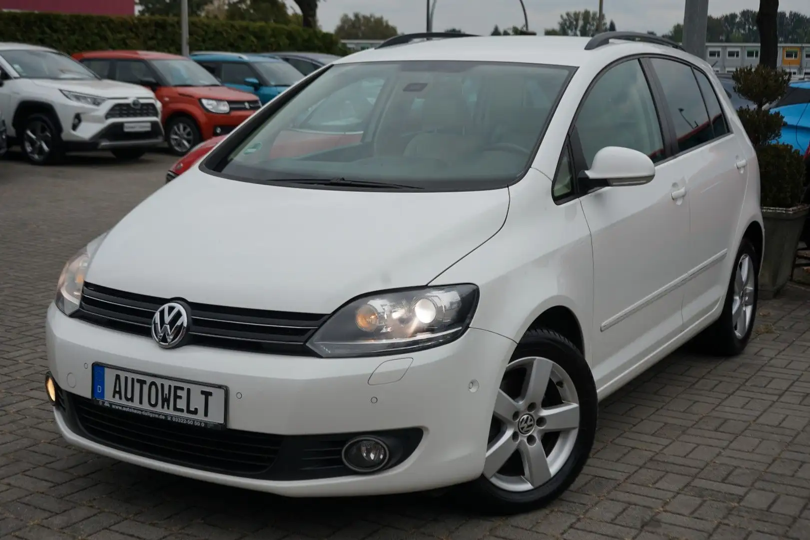 Volkswagen Golf Plus 1.6 TDI  Comfortline Blanc - 1