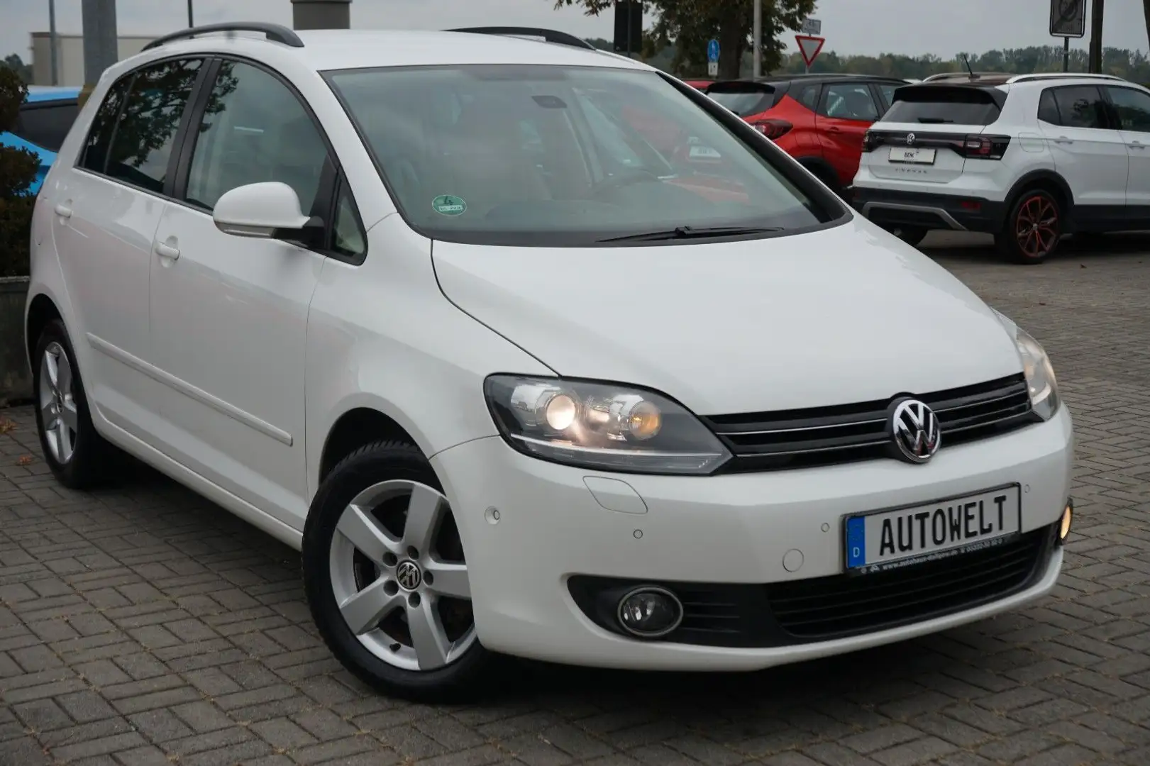 Volkswagen Golf Plus 1.6 TDI  Comfortline Blanc - 2