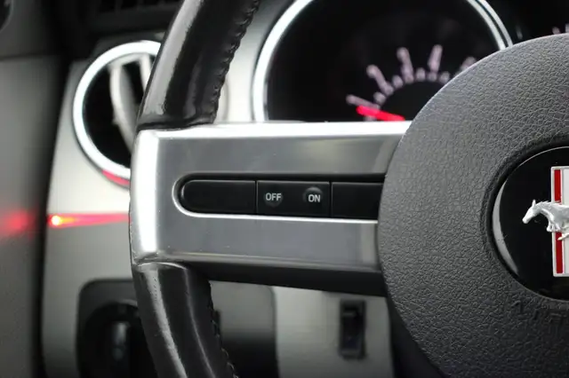 Ford Mustang view 7