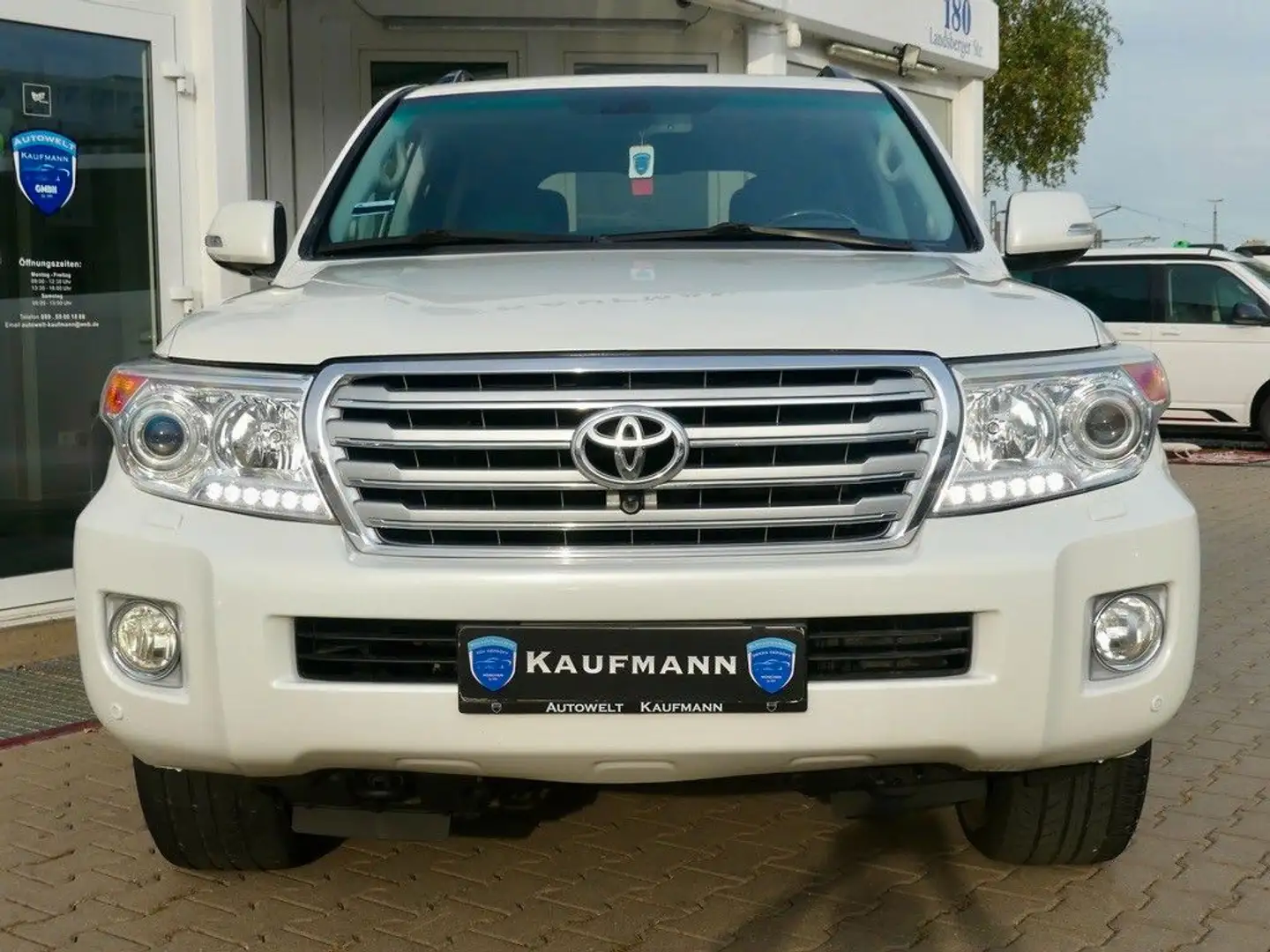 Toyota Land Cruiser 200 Executive 360° Navi Leder Klima Weiß - 2