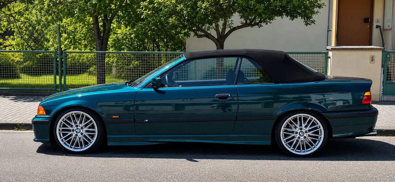 BMW 320i, foto 3