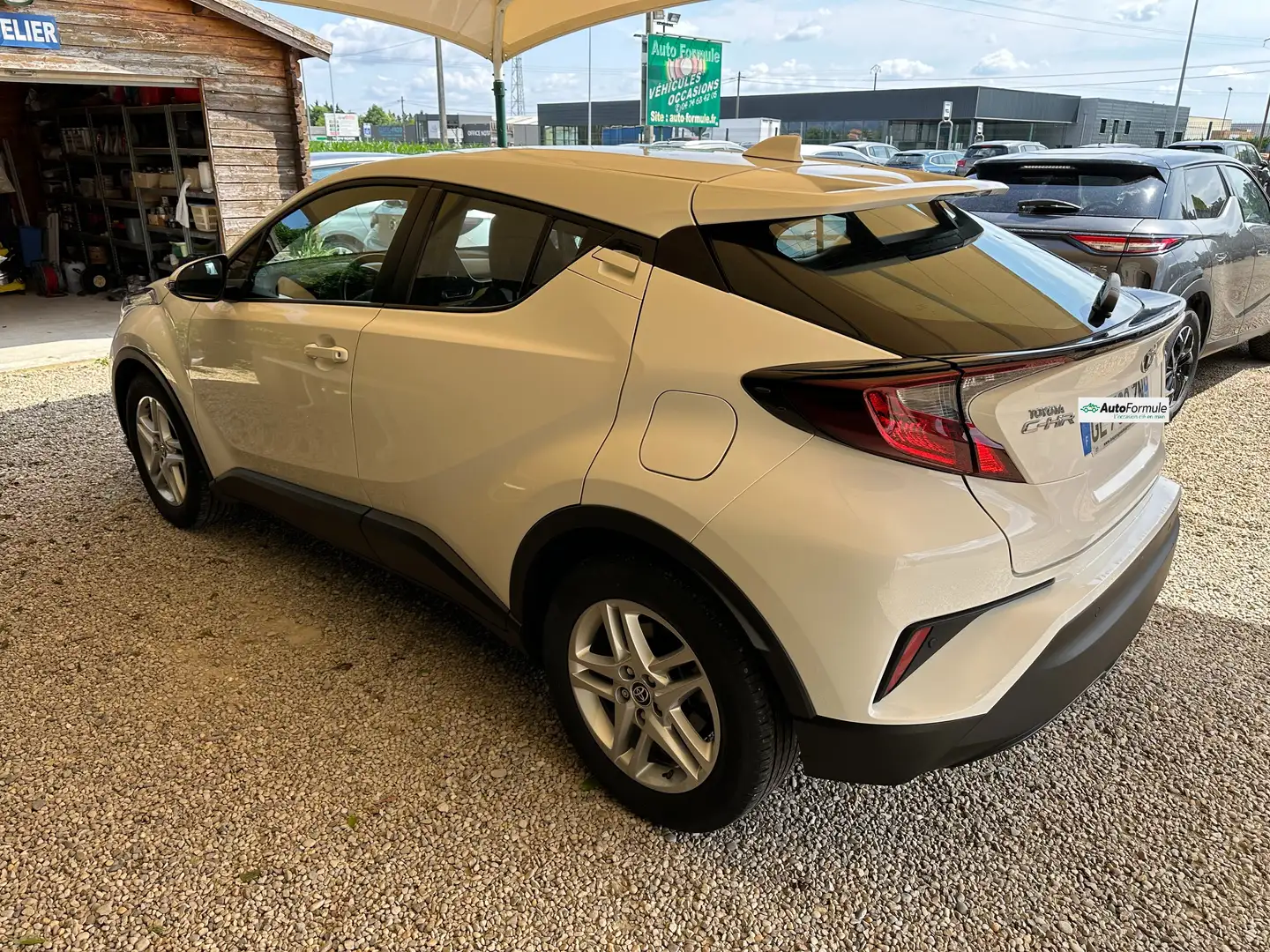 Toyota C-HR 1.8 Hybrid Dynamic Business Boite Auto CVT 2022 Wit - 2