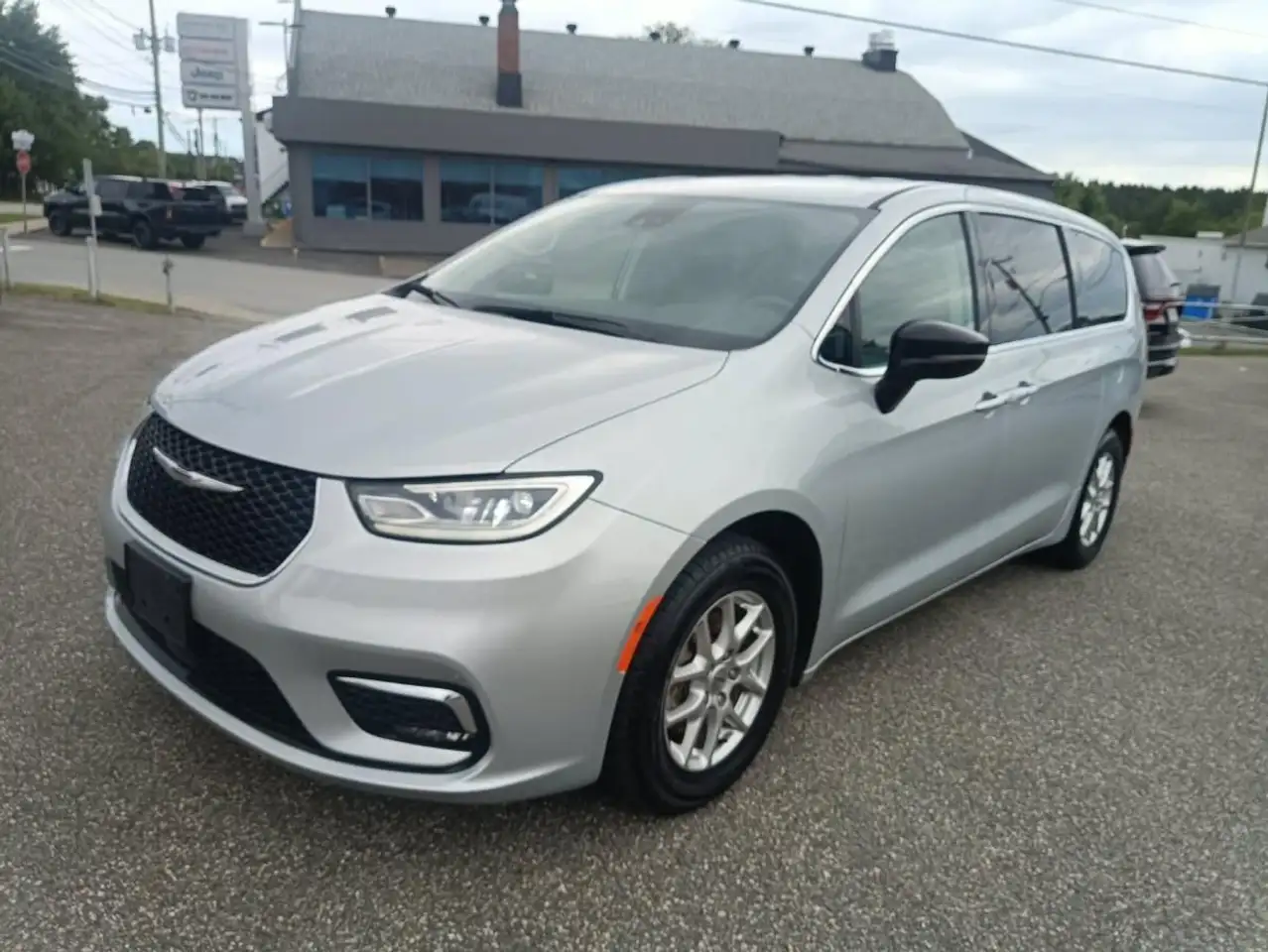 2024 Chrysler Pacifica