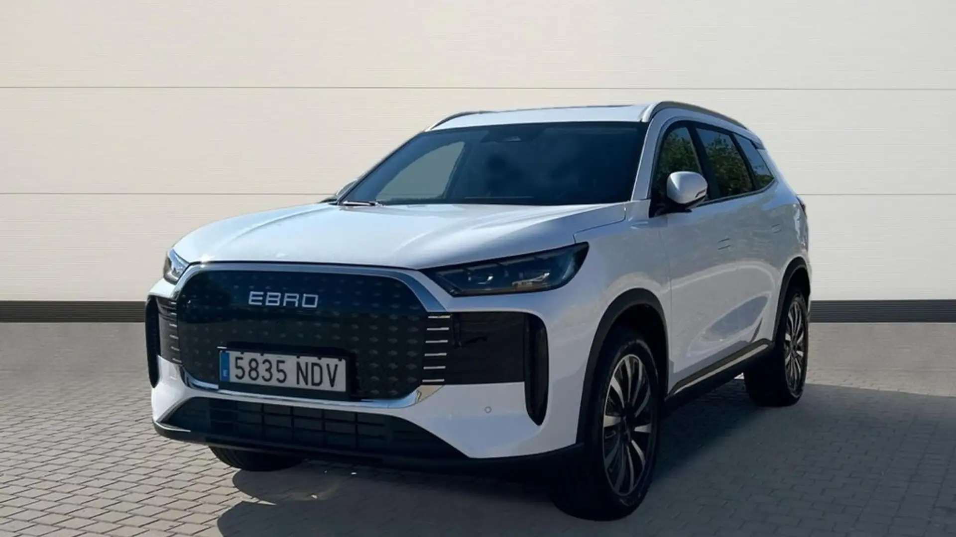 Ebro s800 1.5 TGDI PHEV LUXURY E-CVT 279 5P 7 Plazas Weiß - 2