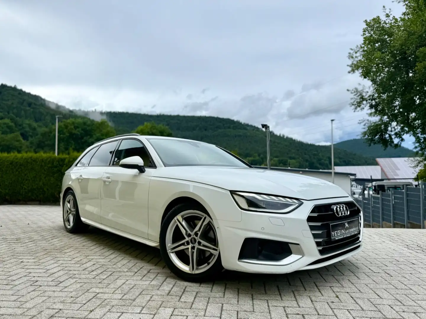 Audi A4 Avant 35 TDI Virtual-Matrix-HUD-B&O-Massage Bianco - 1