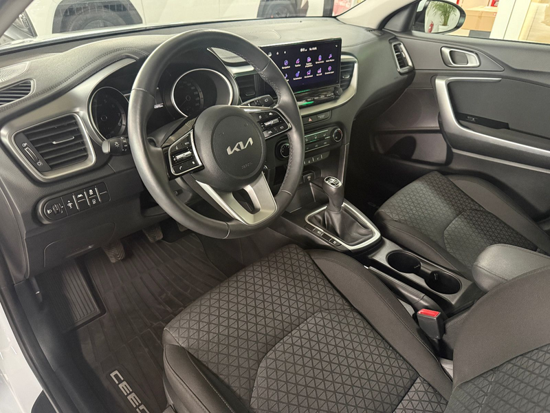 Kia Ceed / cee'd Ceed 1.0 T-GDI +Navi+Kamera+PDC+SHZ+ — photo 9