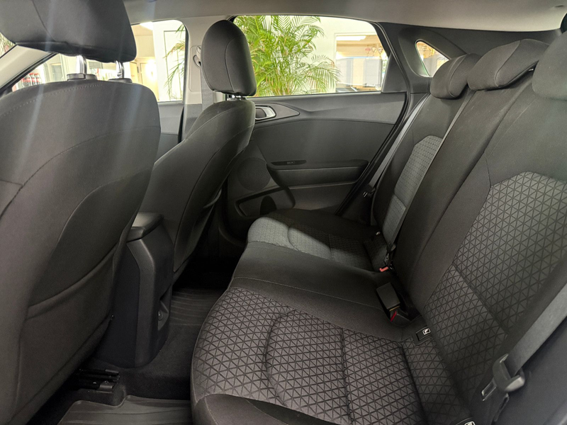 Kia Ceed / cee'd Ceed 1.0 T-GDI +Navi+Kamera+PDC+SHZ+ — photo 10