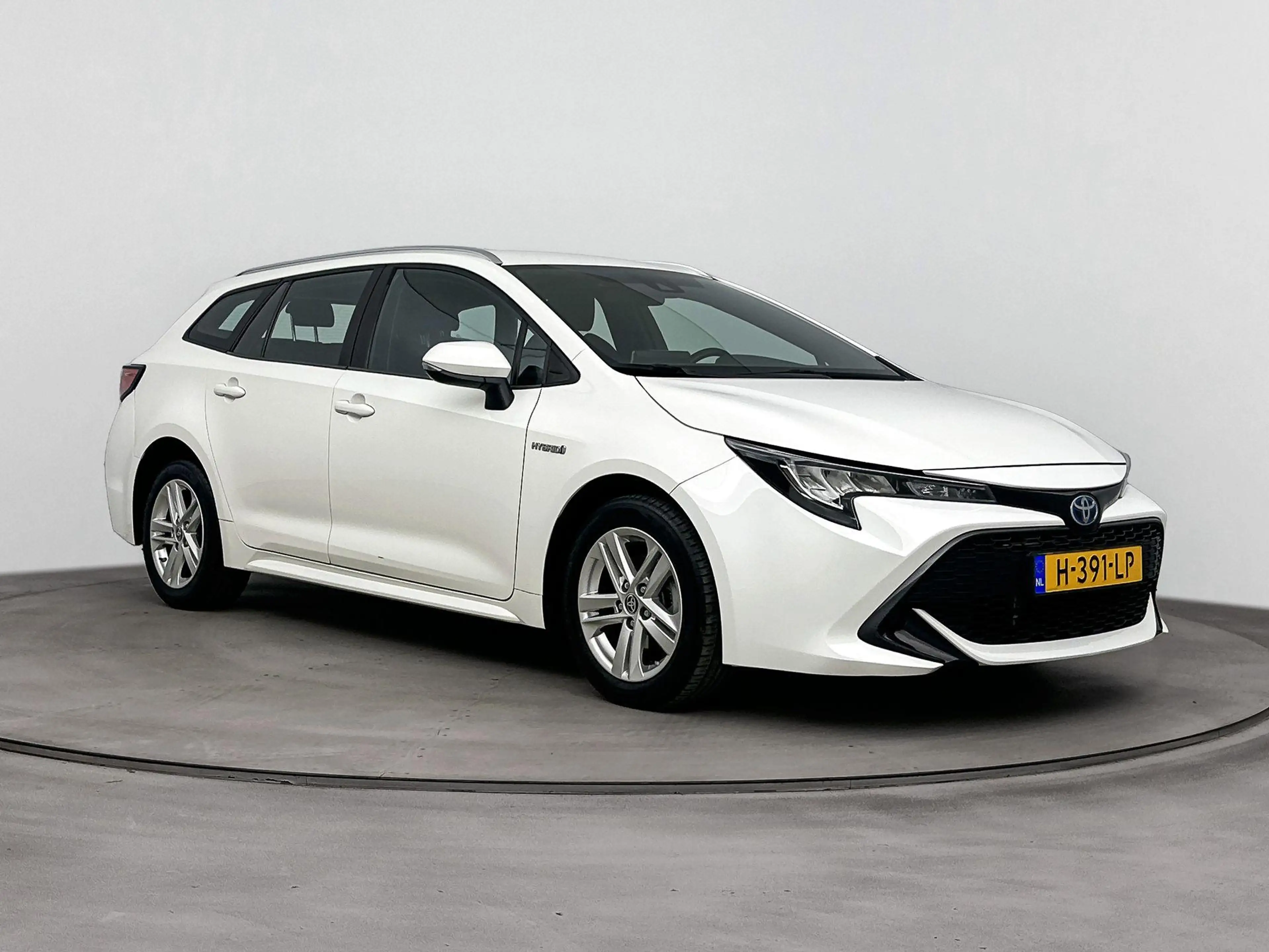 Toyota Corolla Touring Sports 1.8 HYBRID ACTIVE | HYBRID | CAMERA — photo 6