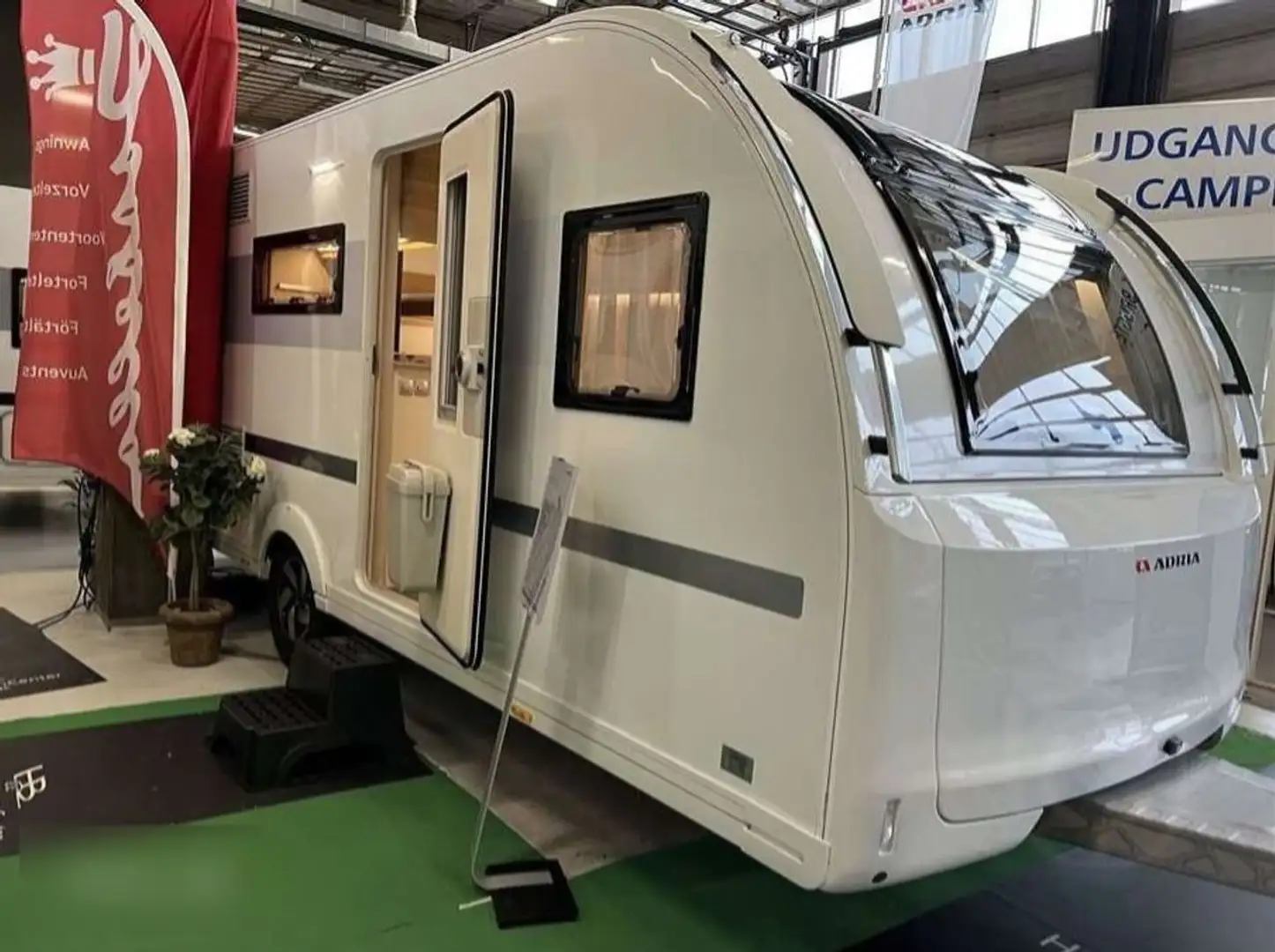 Adria Adora 502 UL Weiß - 1