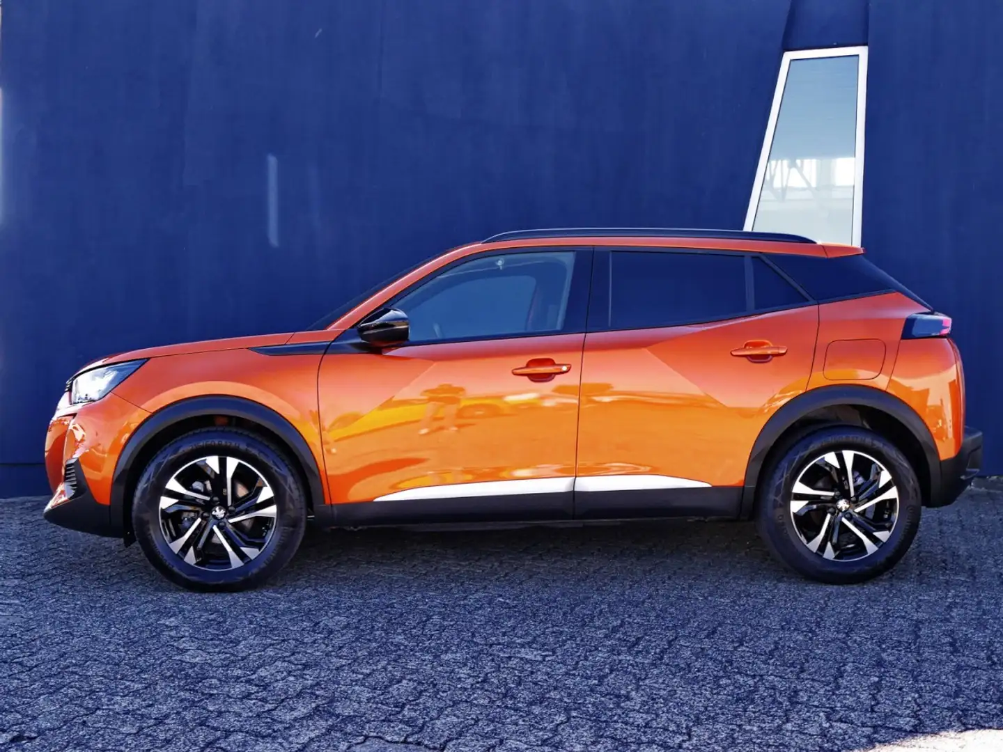 Peugeot 2008 Allure 130 PT Aut.+Sitzhzg+ParkPilot+Alu Klima Orange - 2