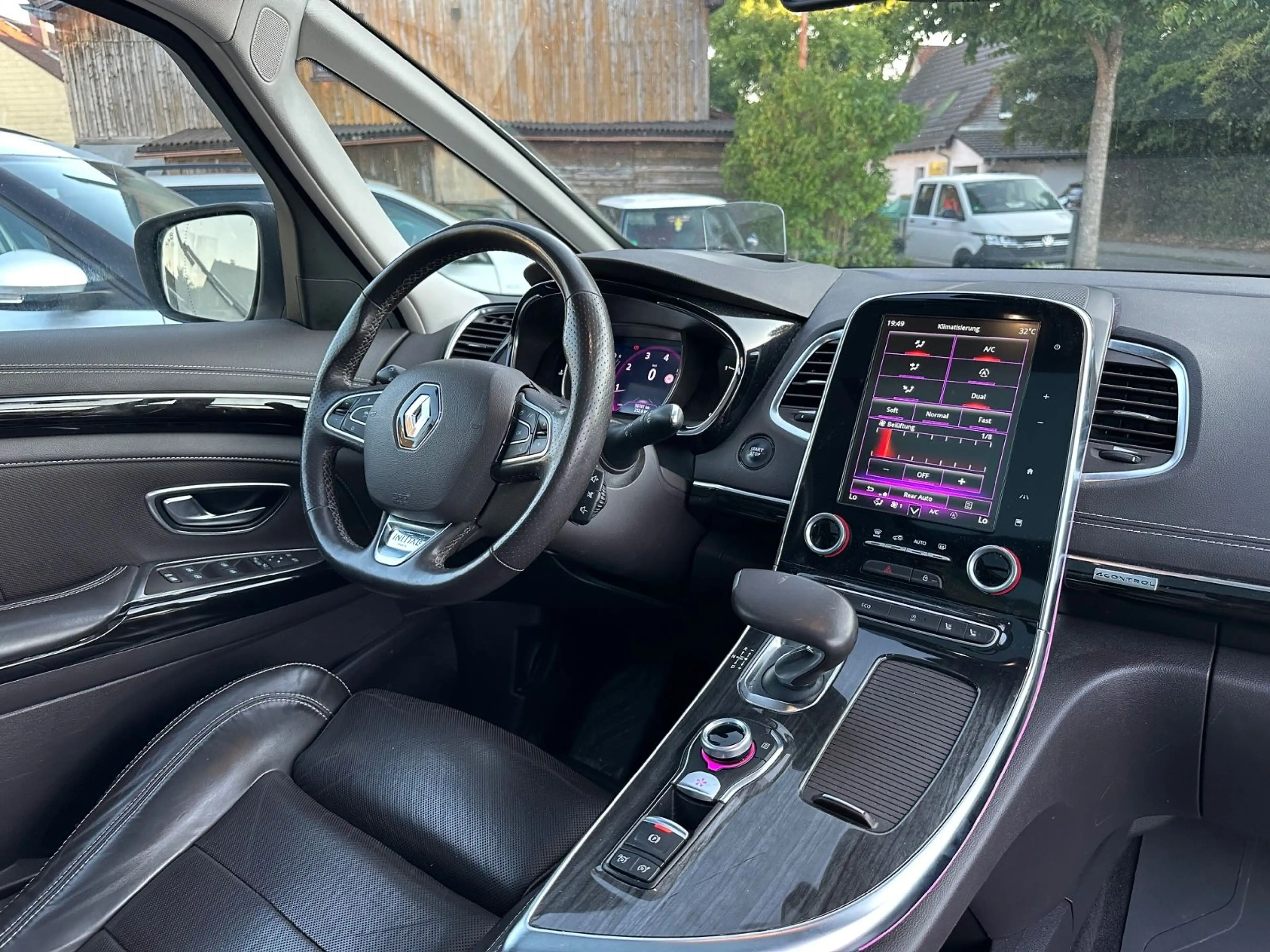 Renault Espace V Initiale Paris — photo 14