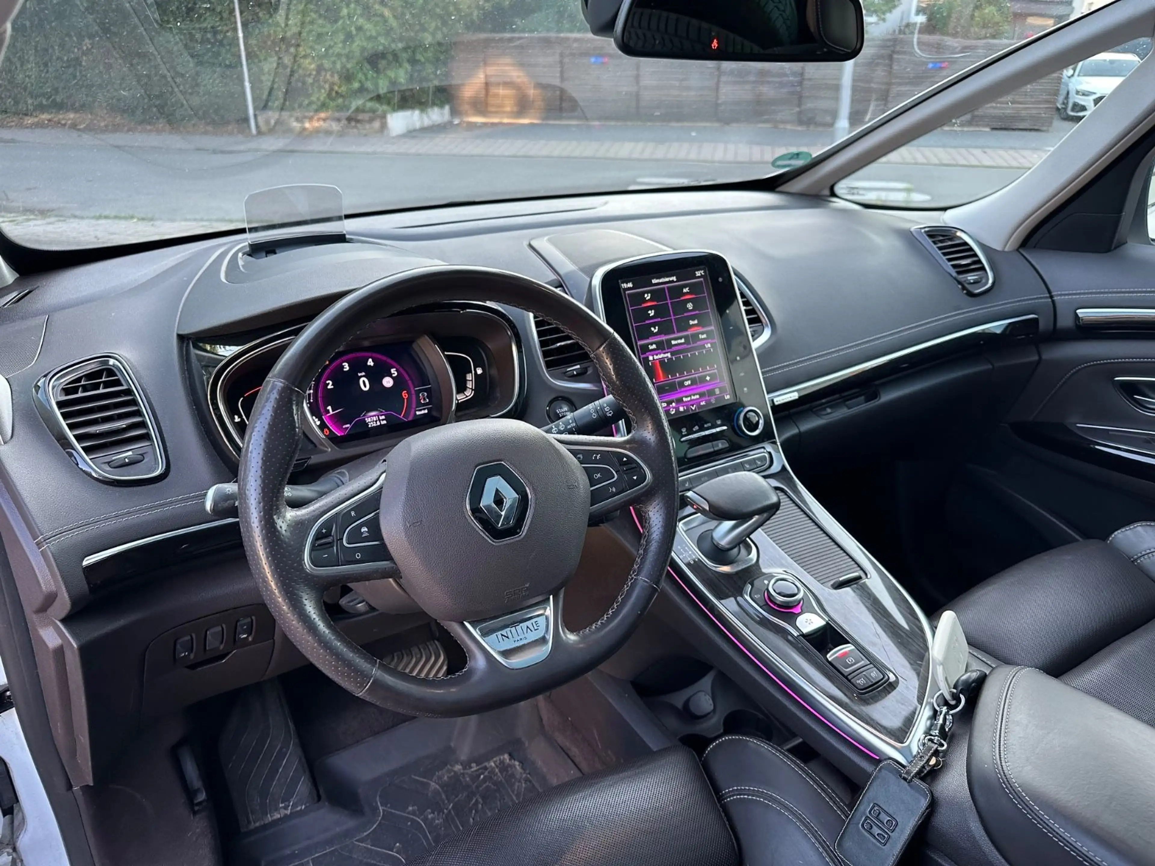 Renault Espace V Initiale Paris — photo 7
