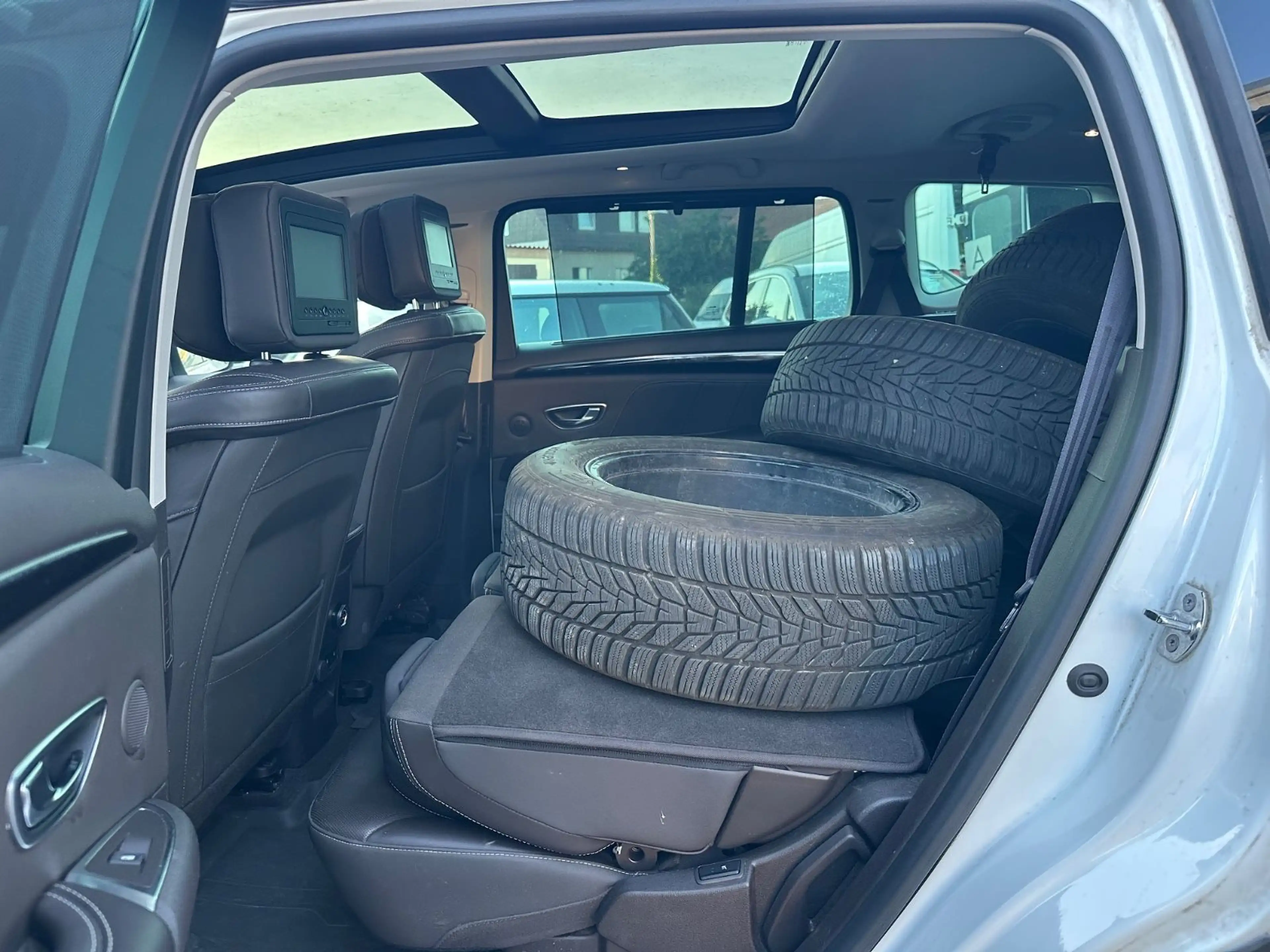 Renault Espace V Initiale Paris — photo 9