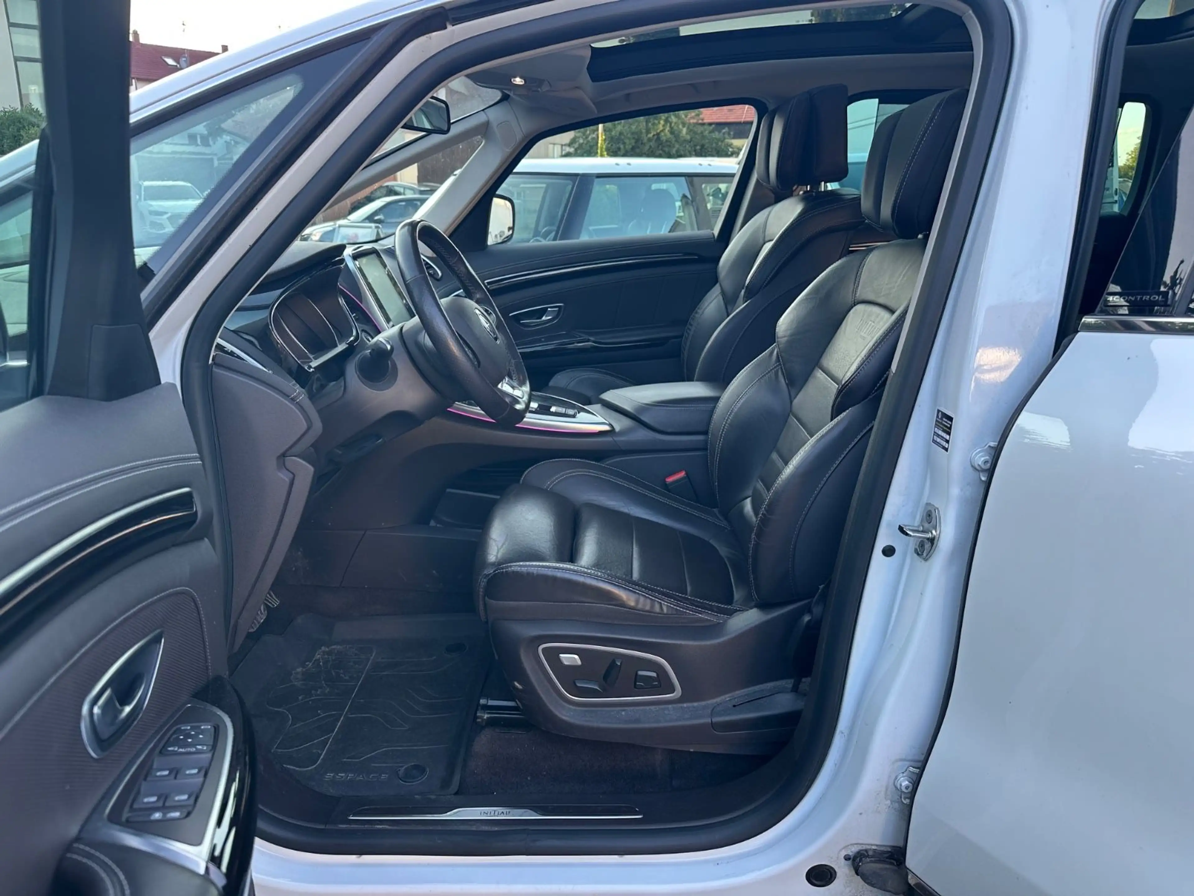 Renault Espace V Initiale Paris — photo 4