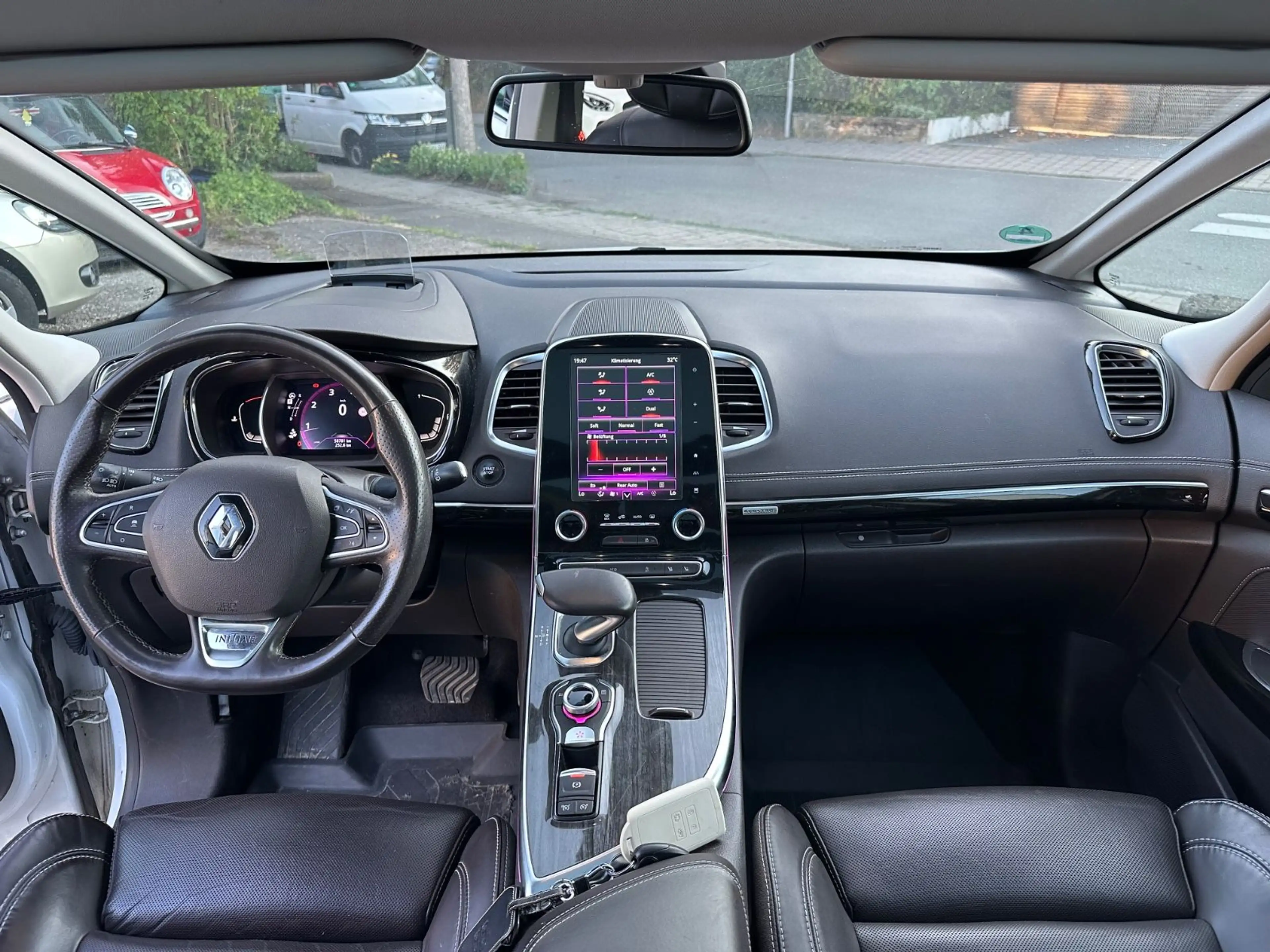 Renault Espace V Initiale Paris — photo 10