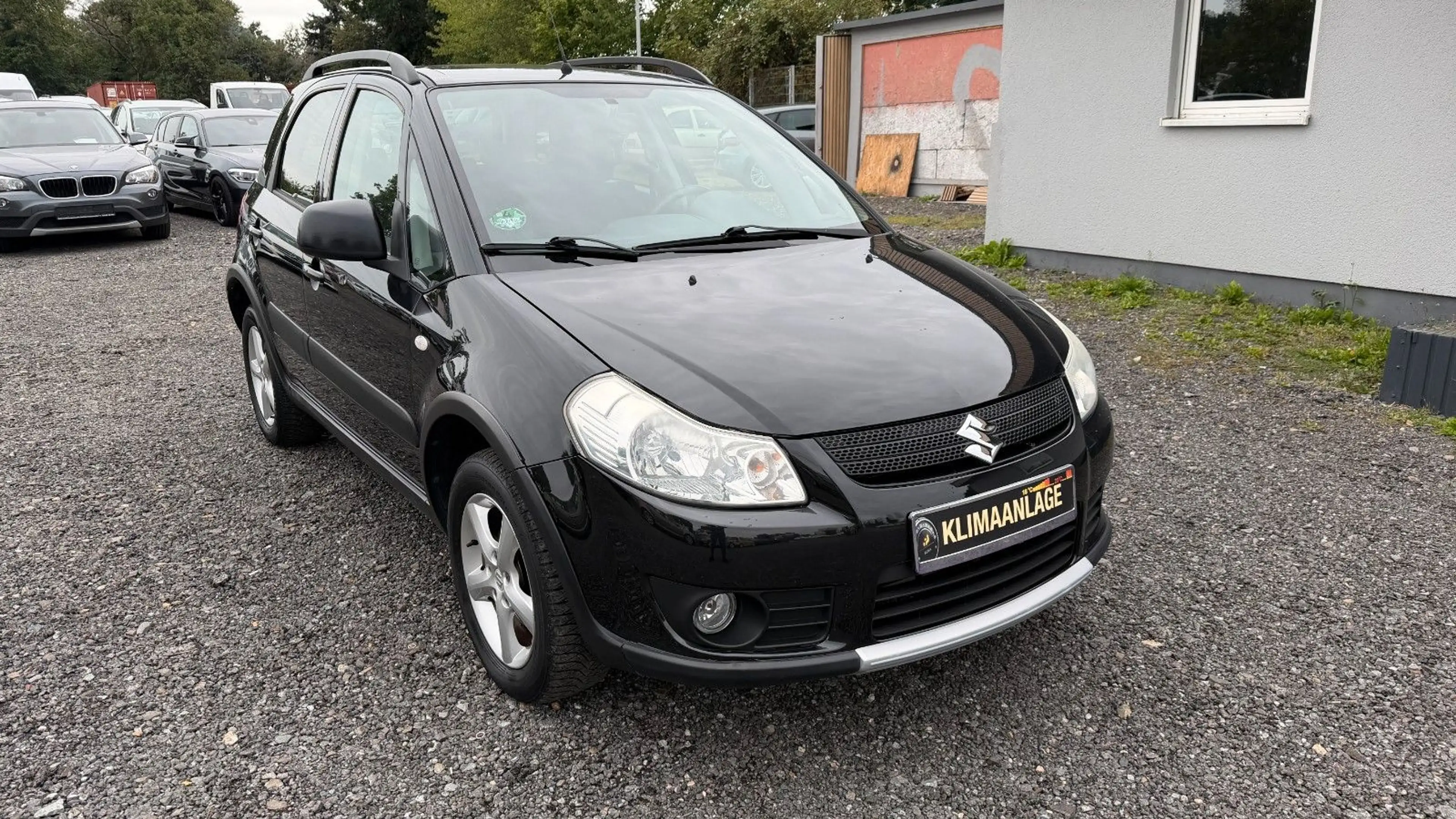 Suzuki SX4 Club Allrad Klima Navi Sitzheizung PDC — photo 6