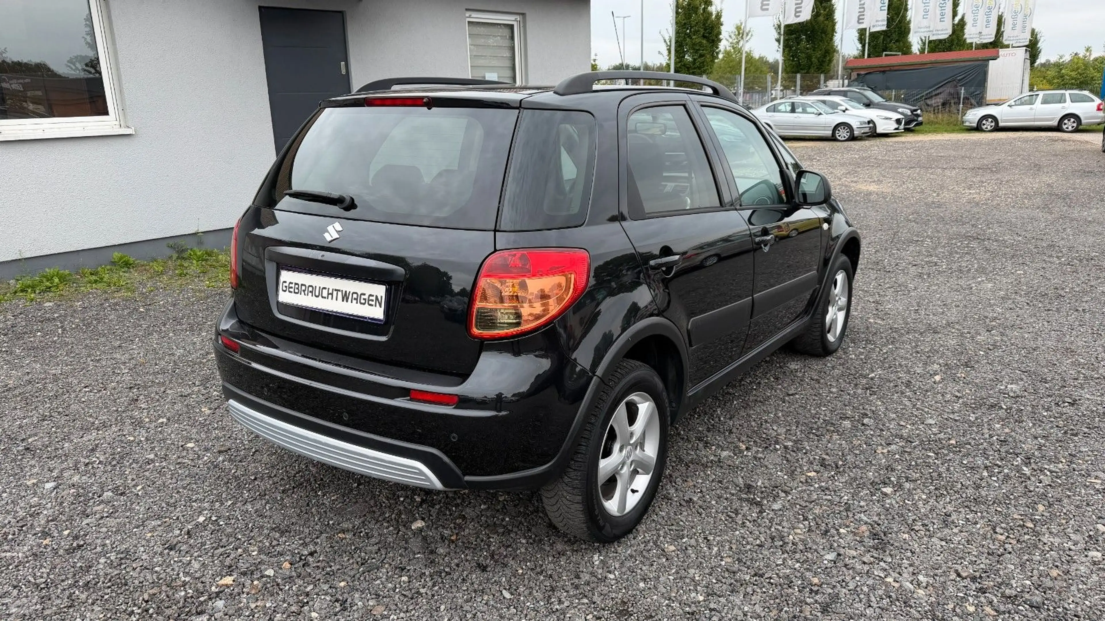 Suzuki SX4 Club Allrad Klima Navi Sitzheizung PDC — photo 4