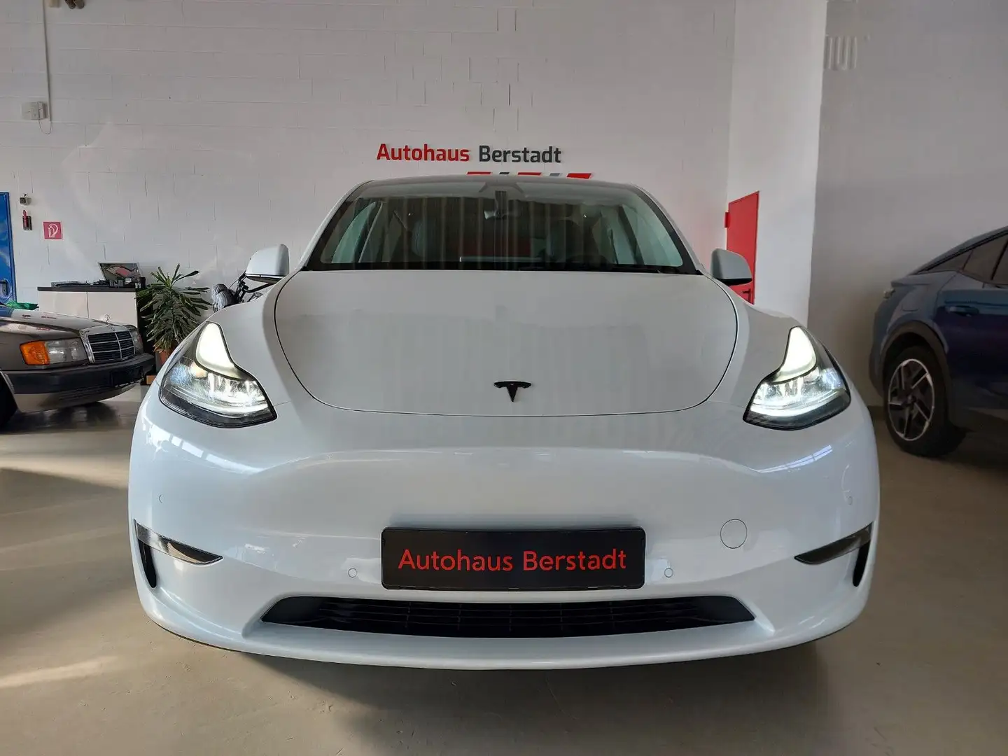 Tesla Model Y Long Range Dual AWD *Ultraschallsensoren Weiß - 2