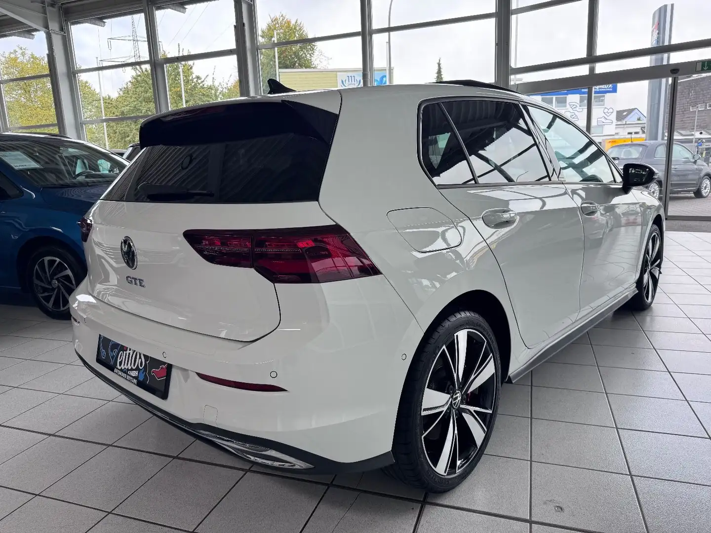 Volkswagen Golf VIII GTE eHybrid *Pano*Matrix*StHz*CarPlay* Blanc - 2
