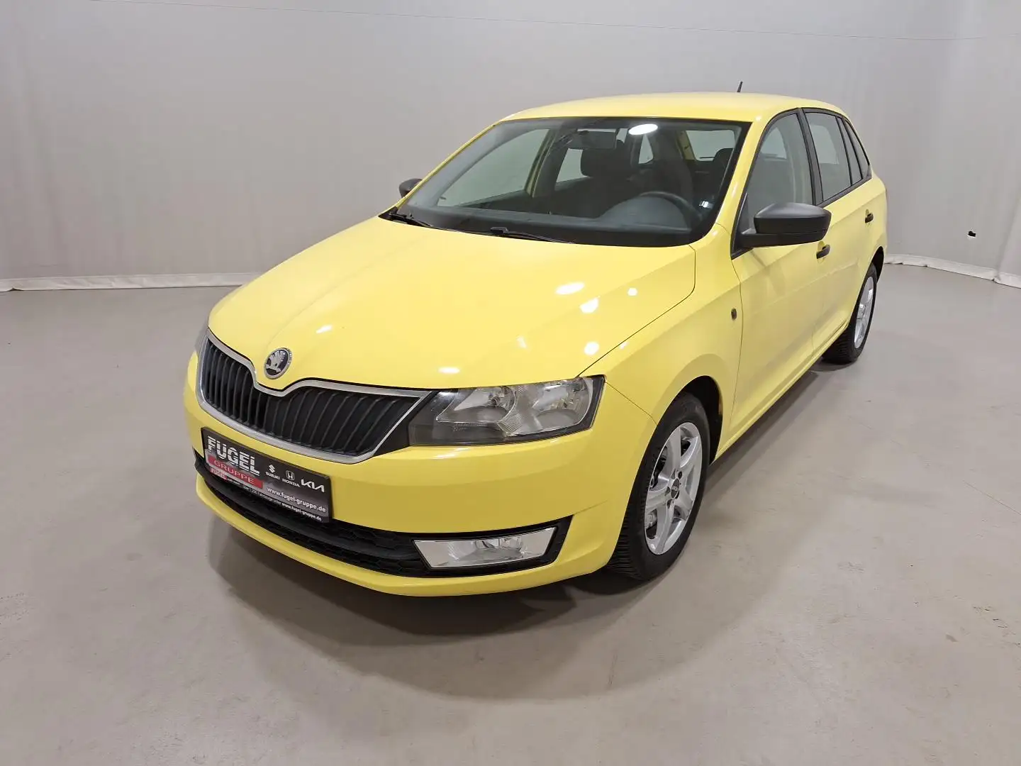 Skoda Rapid/Spaceback 1.2 TSI Active Klima Jaune - 2