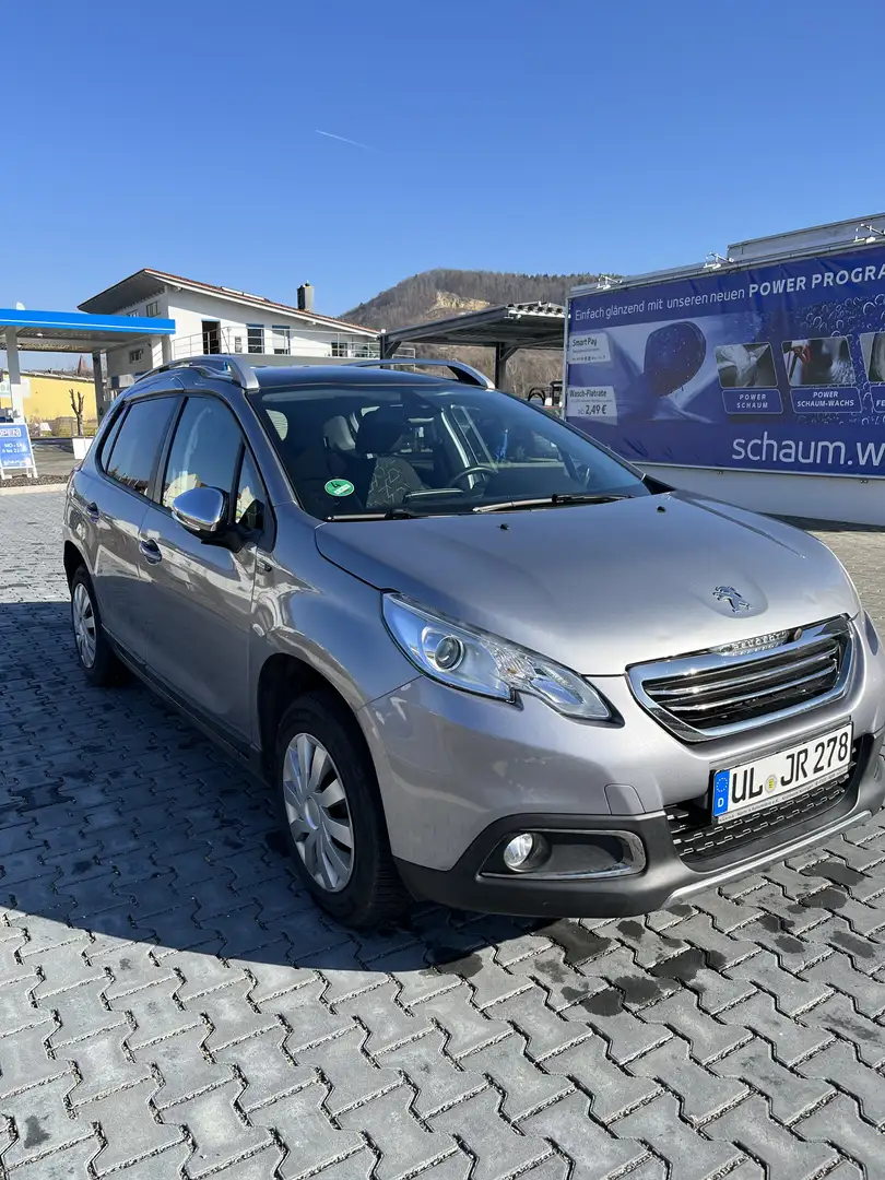Peugeot 2008 PureTech 110 Style - 1