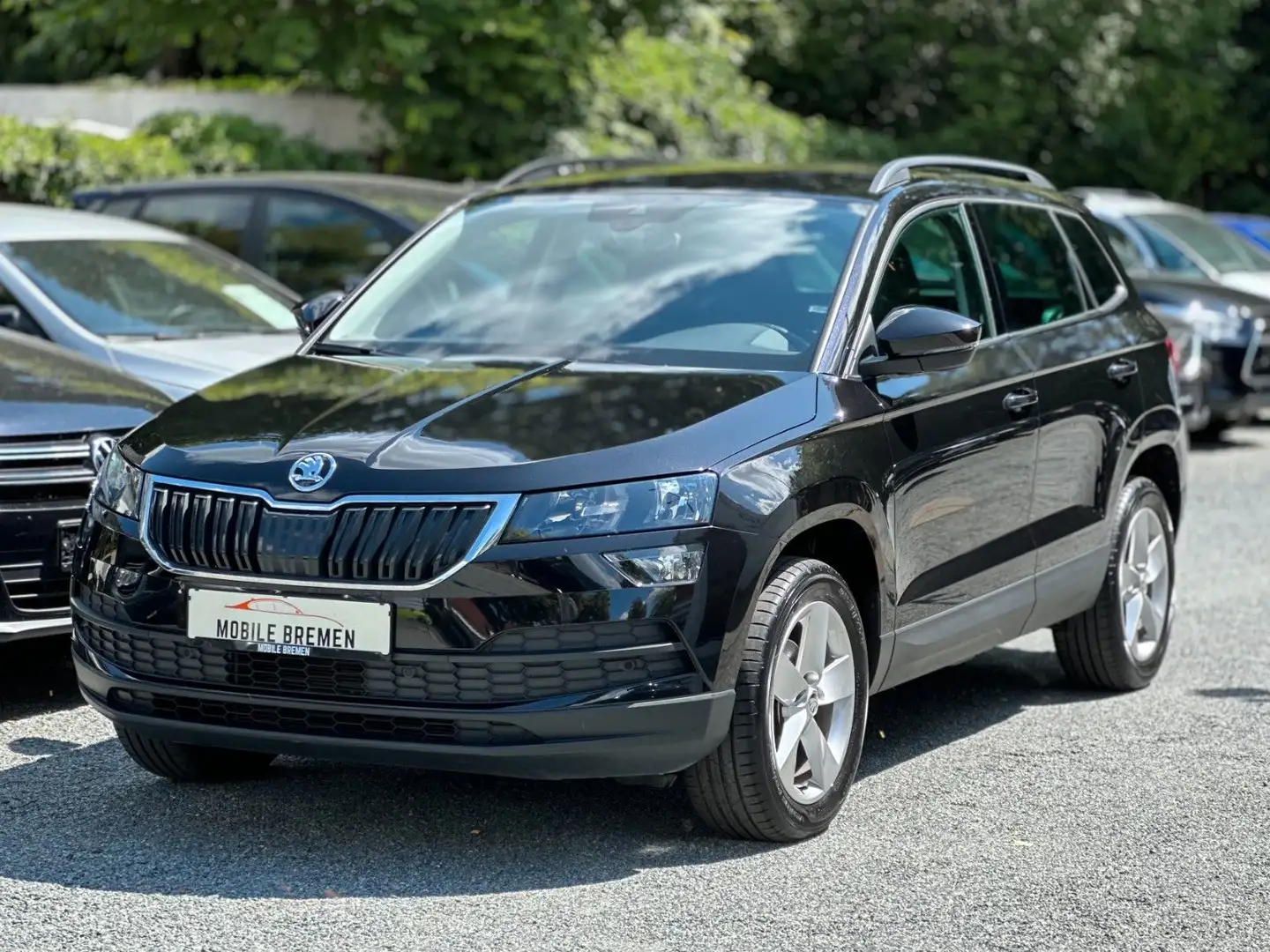 Skoda Karoq Ambition 1.0 TSI NAVI*PDC*GRA Schwarz - 1