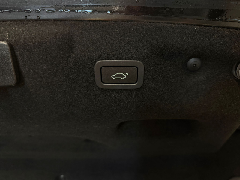Jaguar XE 2.0 Portfolio HUD Leder NL Auto NAP — photo 21