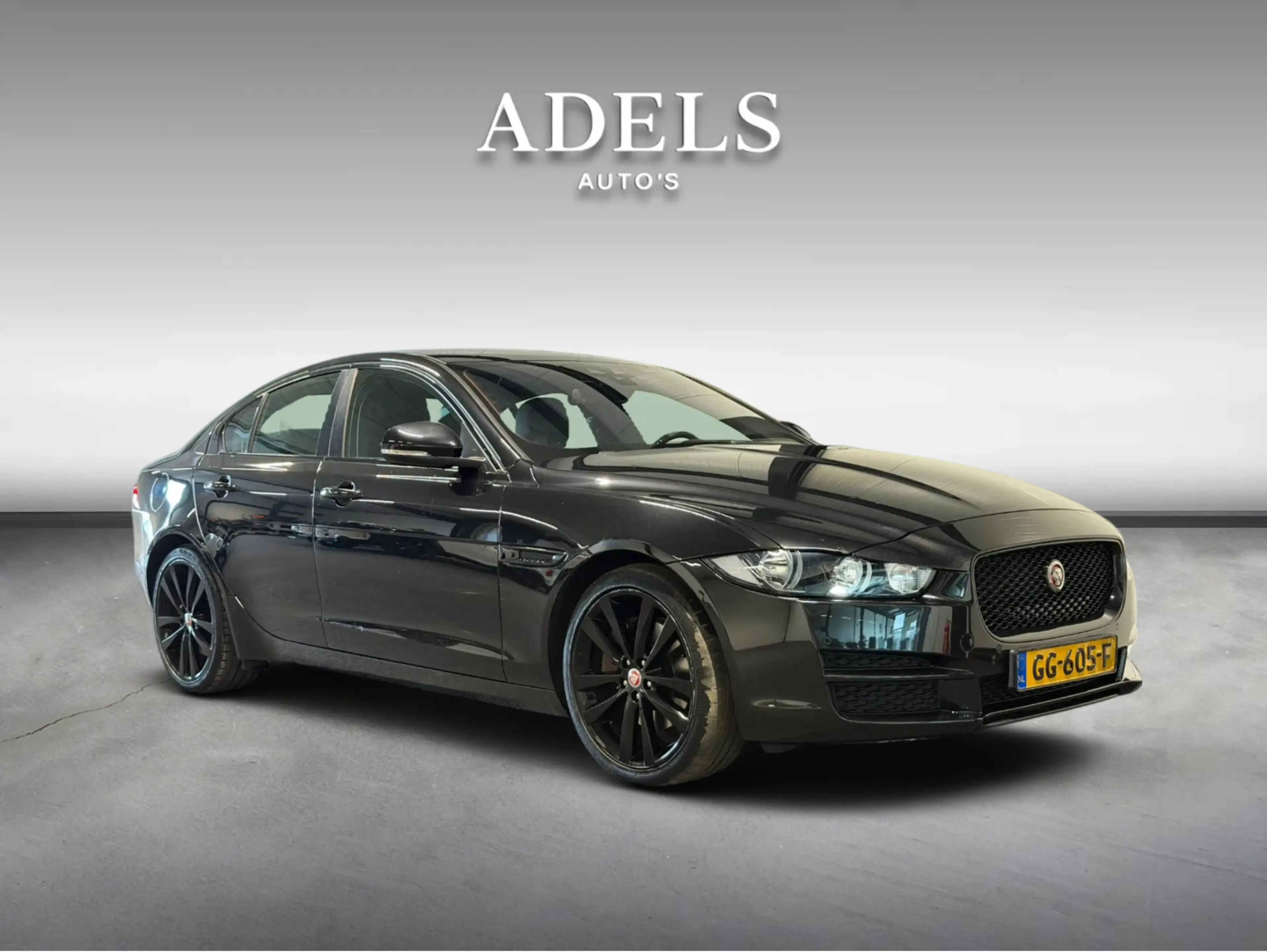 Jaguar XE 2.0 Portfolio HUD Leder NL Auto NAP — photo 2