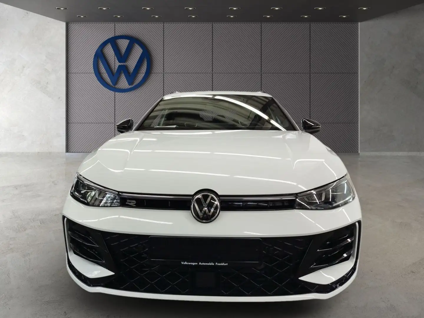 Volkswagen Passat Variant 2.0 TDI DSG 4Motion R-Line Navi I Weiß - 2