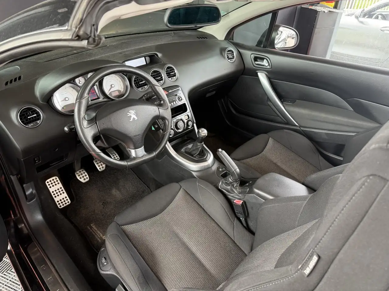 Peugeot 308 308 Coupé-Cabriolet — photo 13