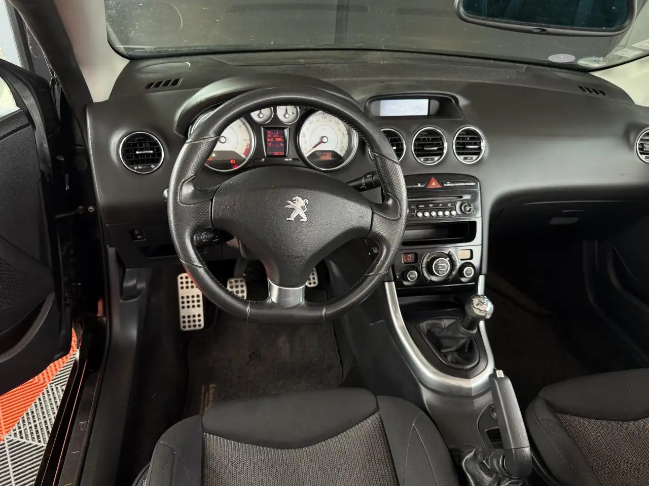 Peugeot 308 308 Coupé-Cabriolet — photo 16
