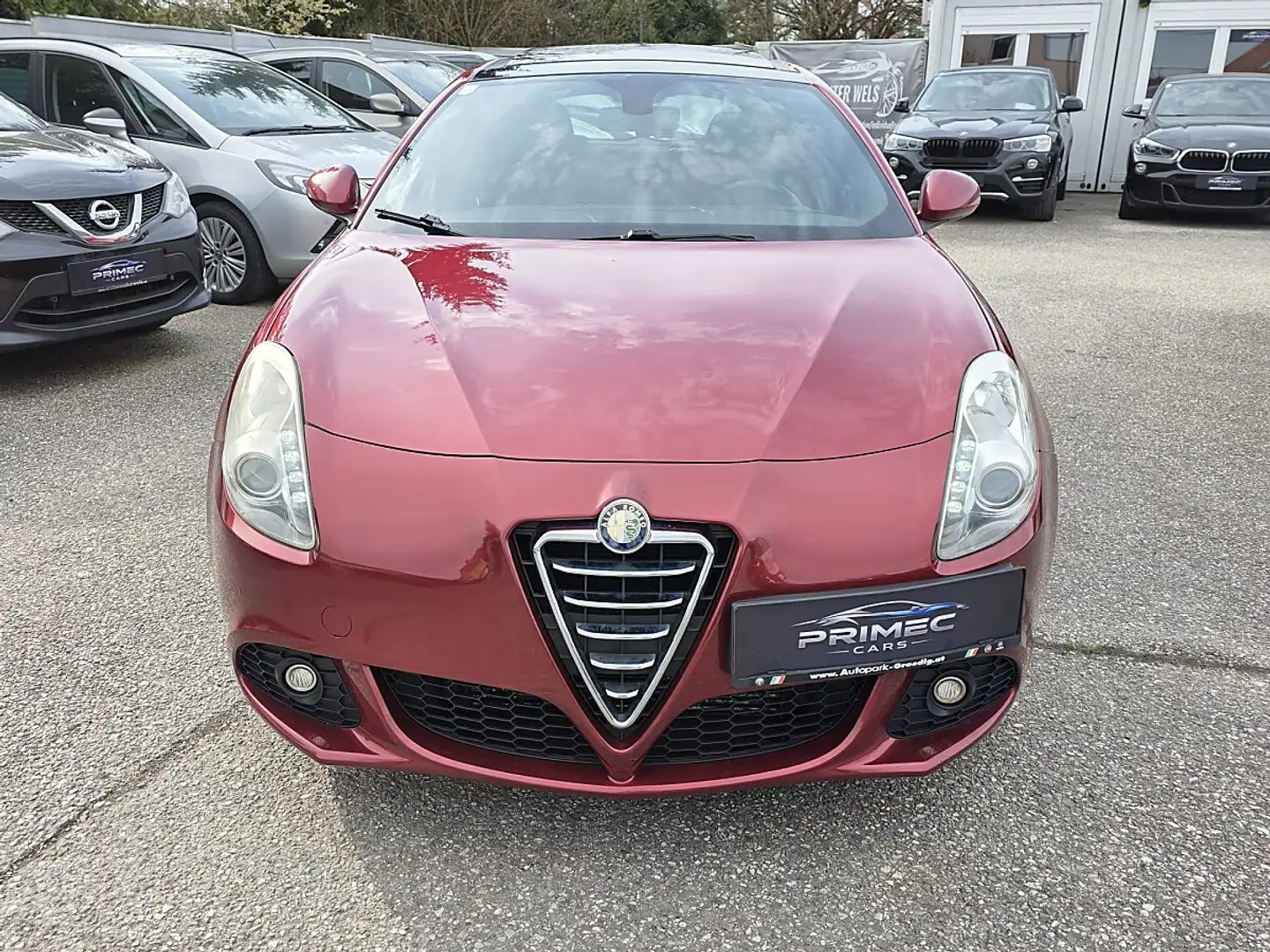 Alfa Romeo Giulietta 1,6 JTD Multijet II Distinctive Rot - 2