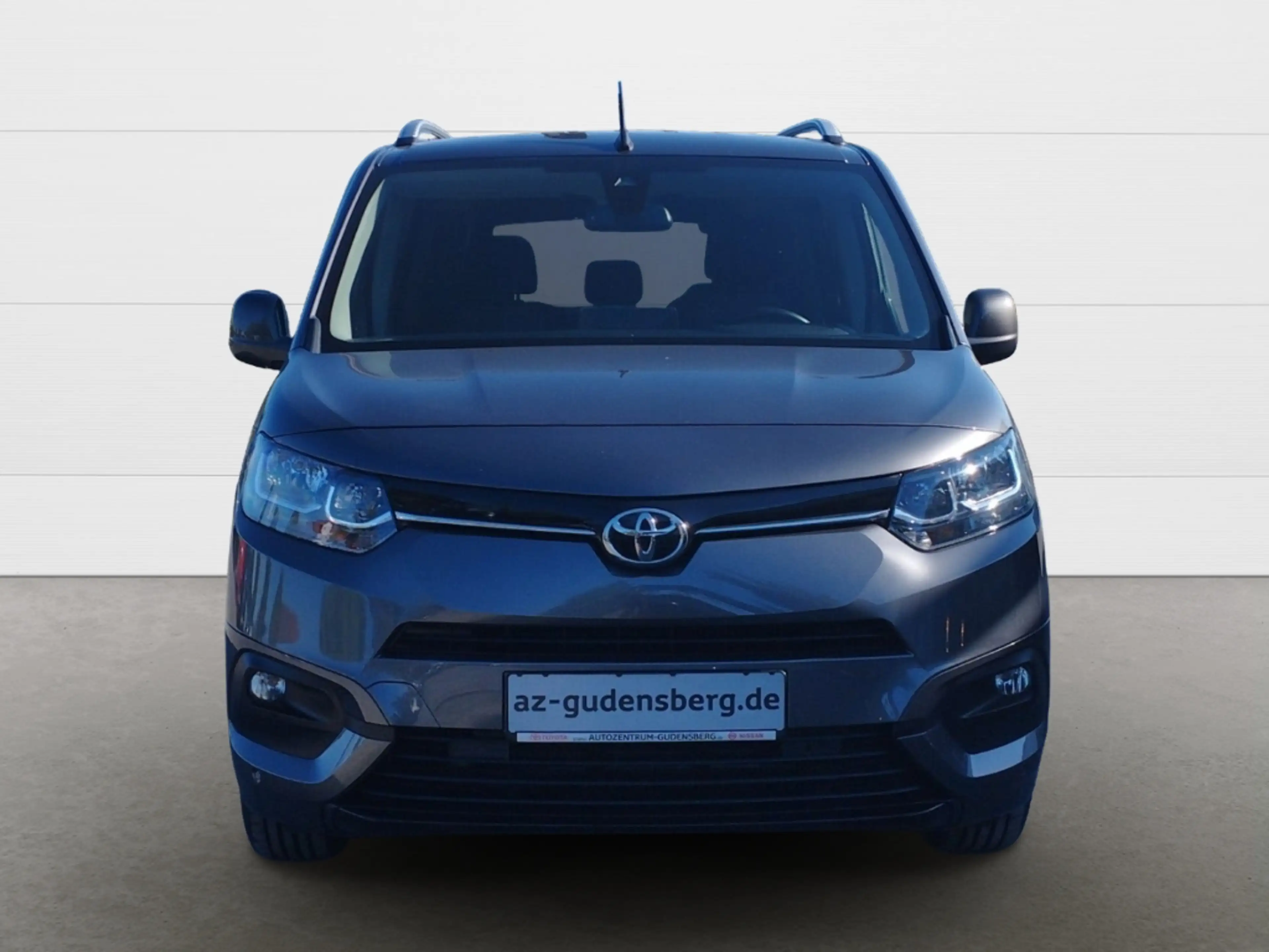 Toyota Proace City Verso Team Deutschland VERSO L1 5-TÜRIG, 1,2-L-TUR — photo 9