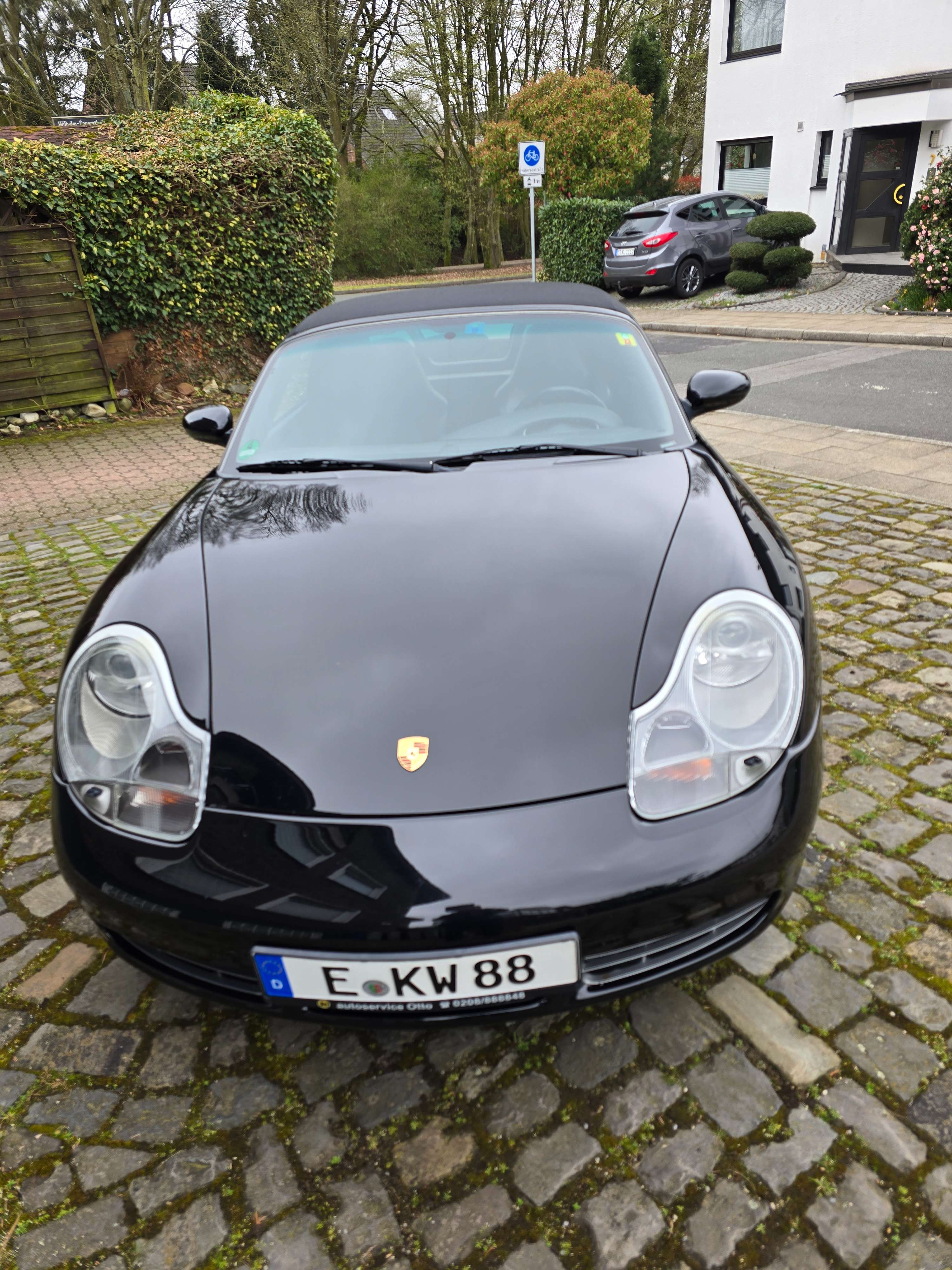 Second hand Porsche Boxster 