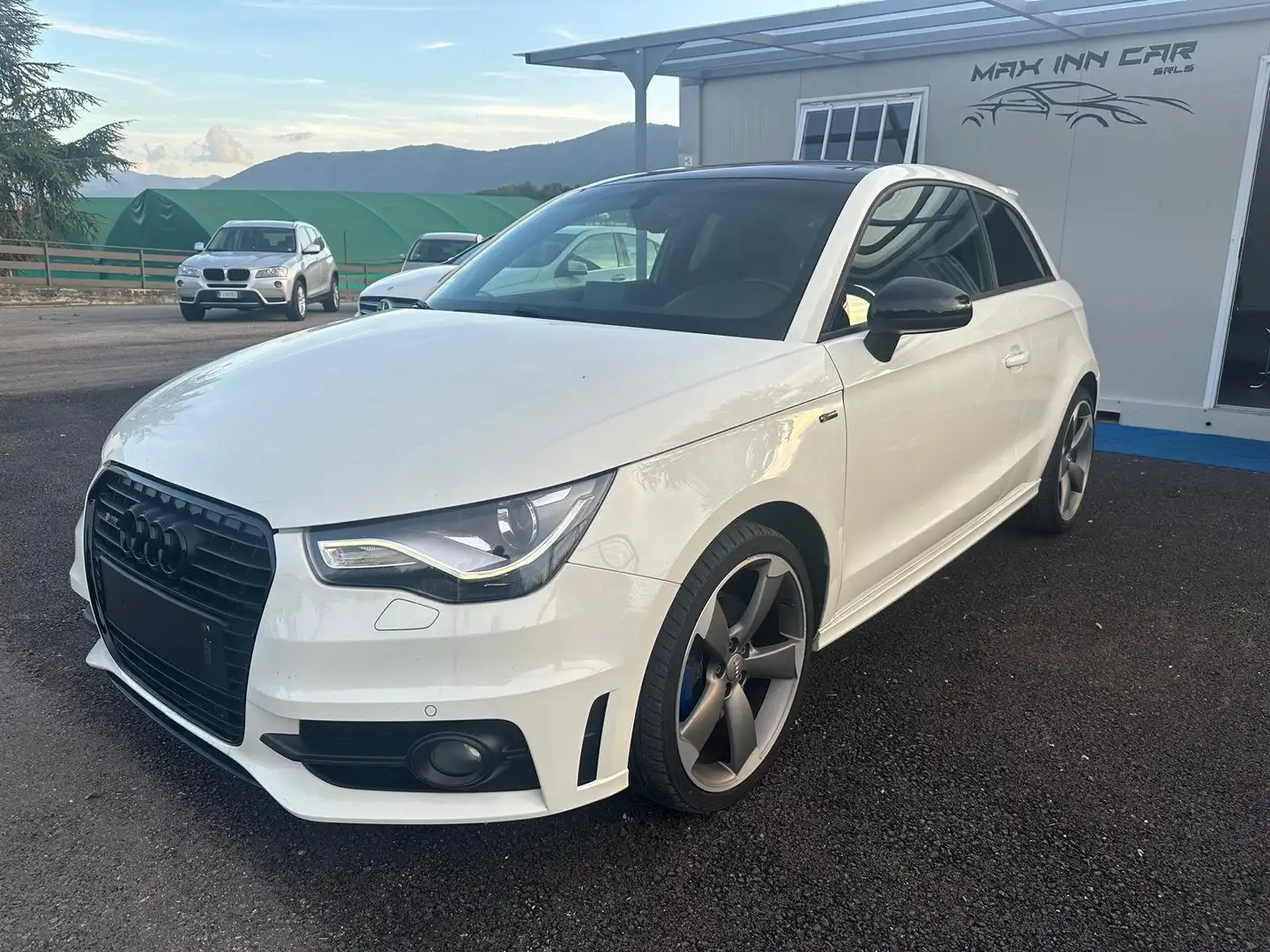 Audi A1 1.4 tfsi S Line s-tronic Tetto Motore Nuovo 0KM Weiß - 1
