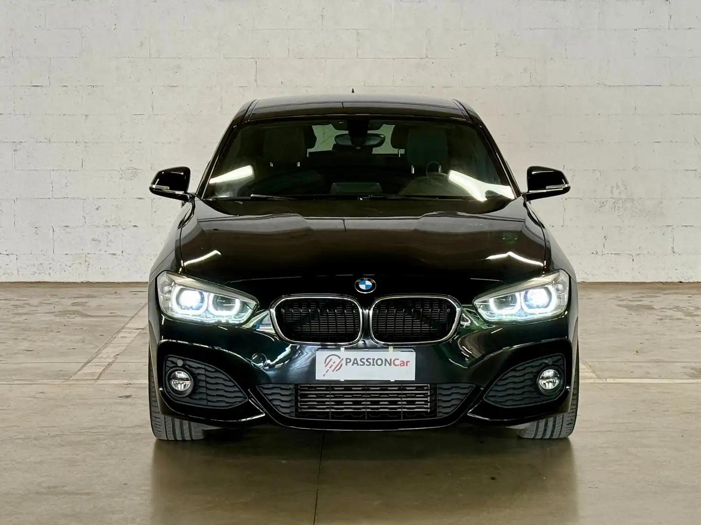 BMW 114 Serie 1 F/20-21 2019 114d Msport 5p Nero - 2
