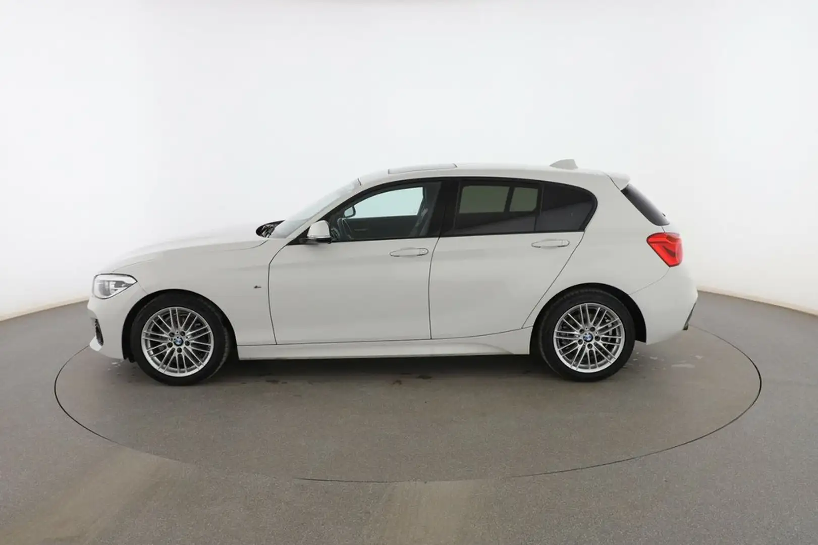 BMW X6 M 116i Sport Blanc - 2
