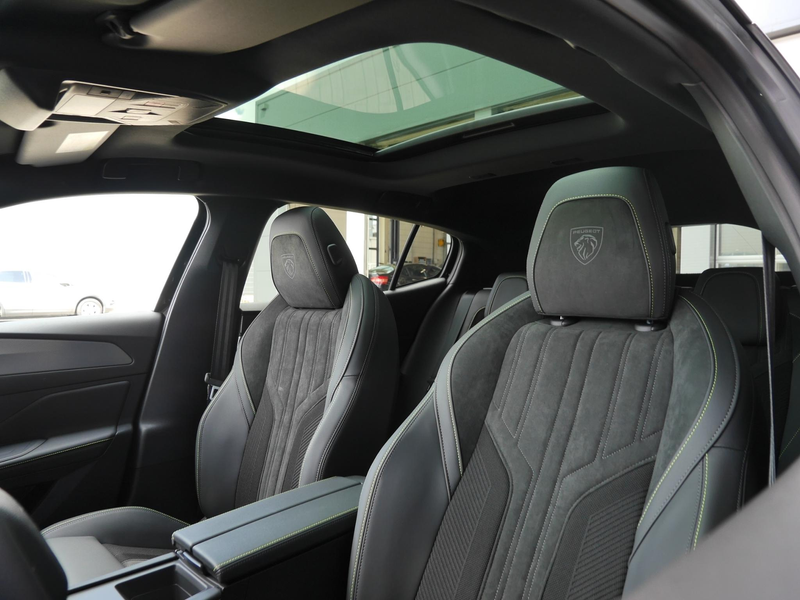 Peugeot 408 e-408 GT 58 kWh | Stoel en stuurverwarming | Panor — photo 10