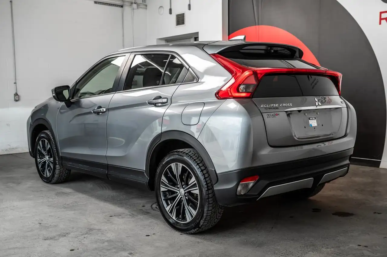Mitsubishi Eclipse Cross снимка Mitsubishi Eclipse Cross